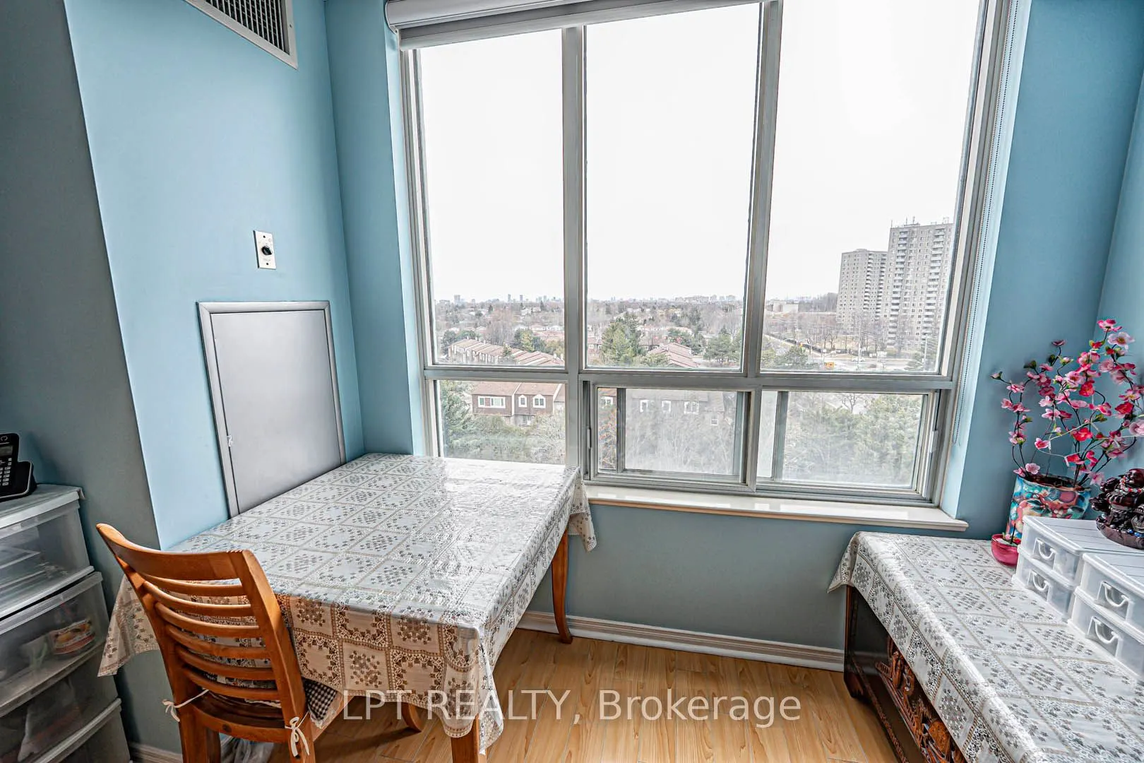5001 Finch Avenue E, #1003