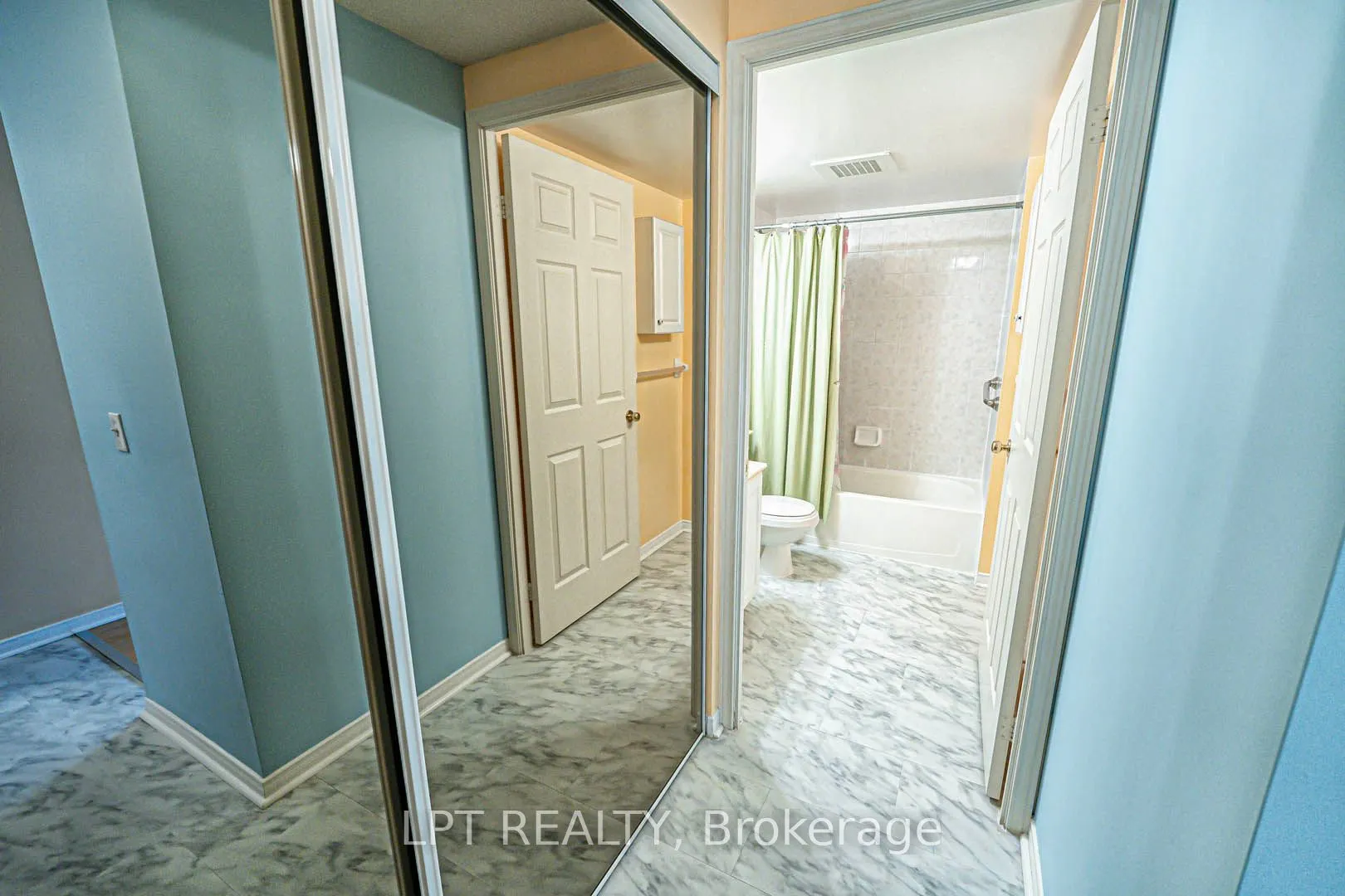 5001 Finch Avenue E, #1003