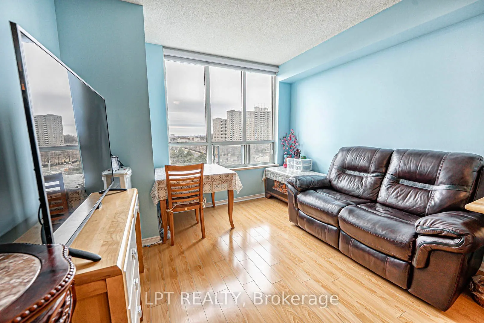 5001 Finch Avenue E, #1003