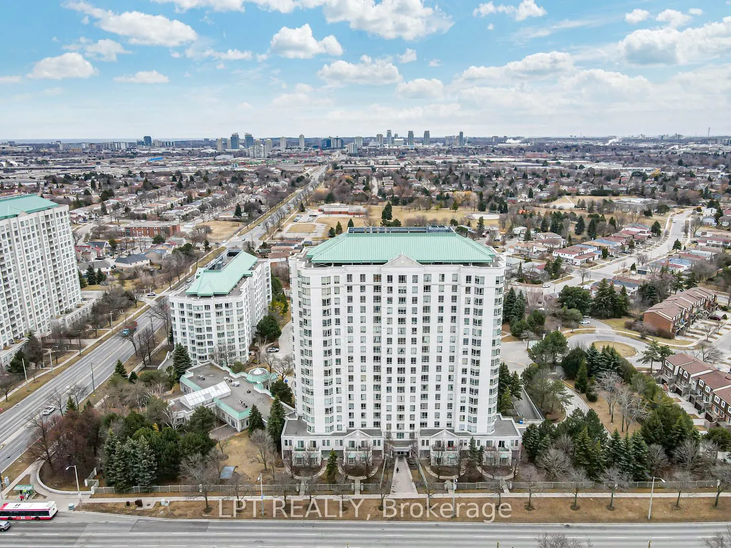 5001 Finch Avenue E, #1003