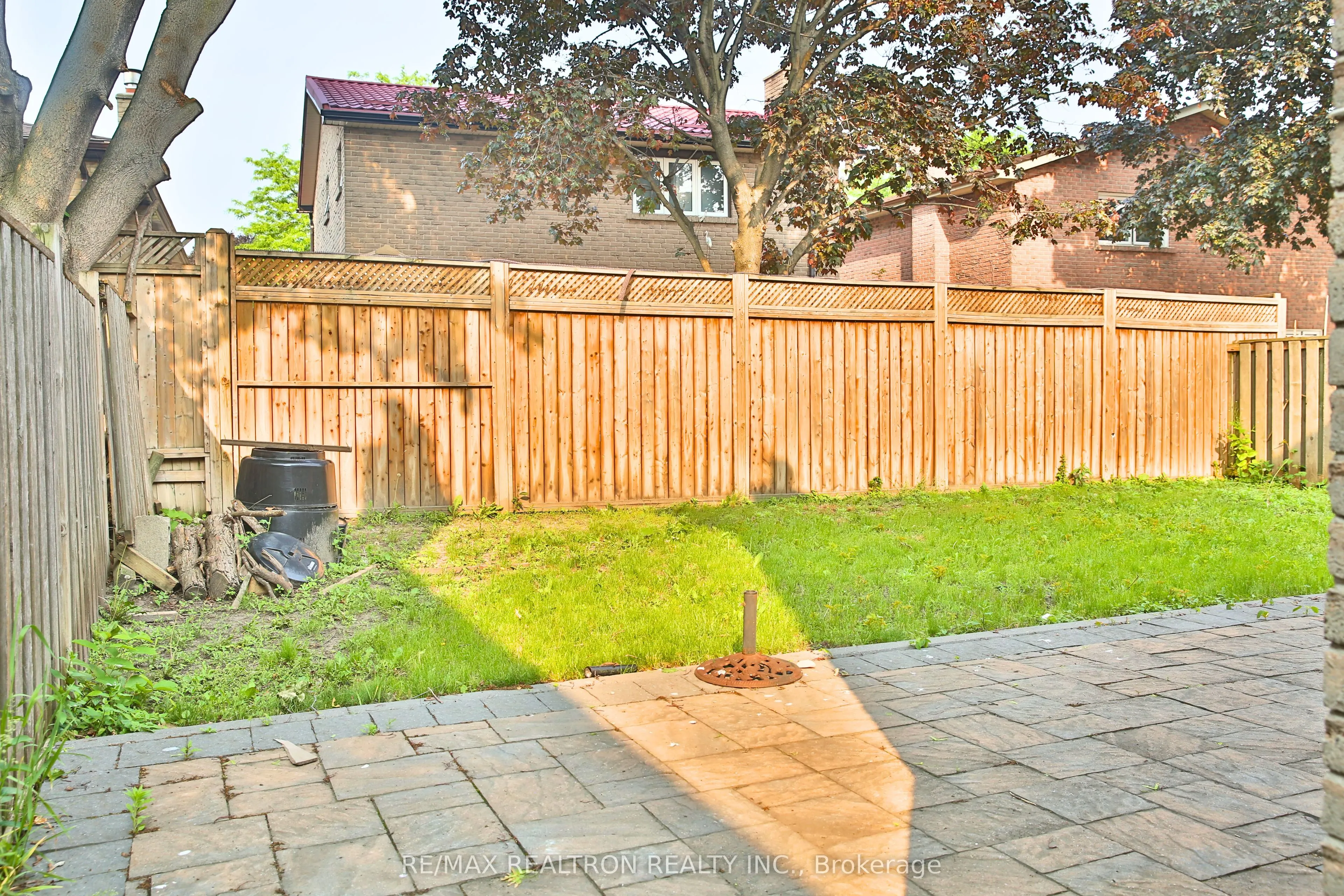 5 Braymore Boulevard