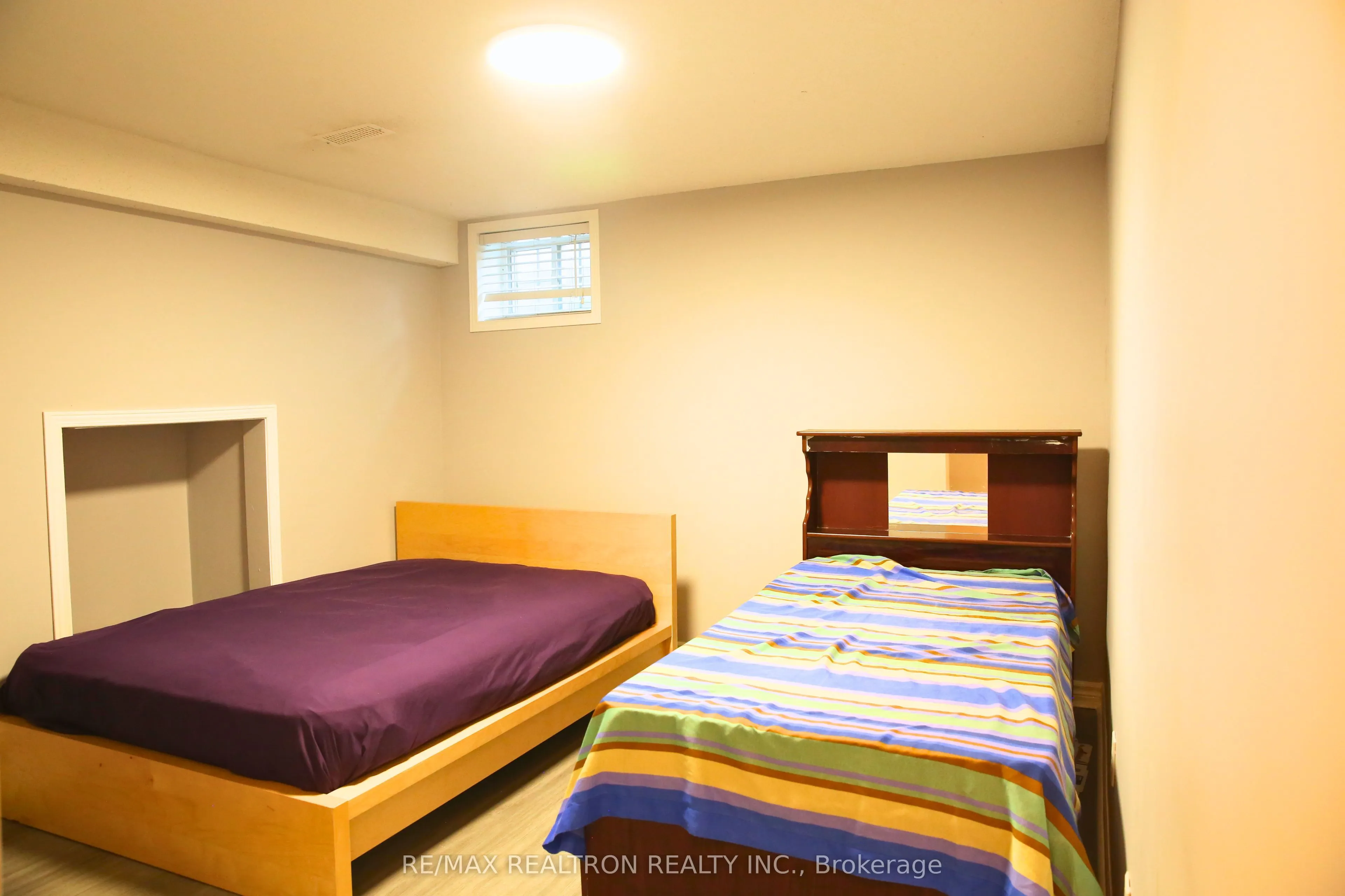 5 Braymore Boulevard