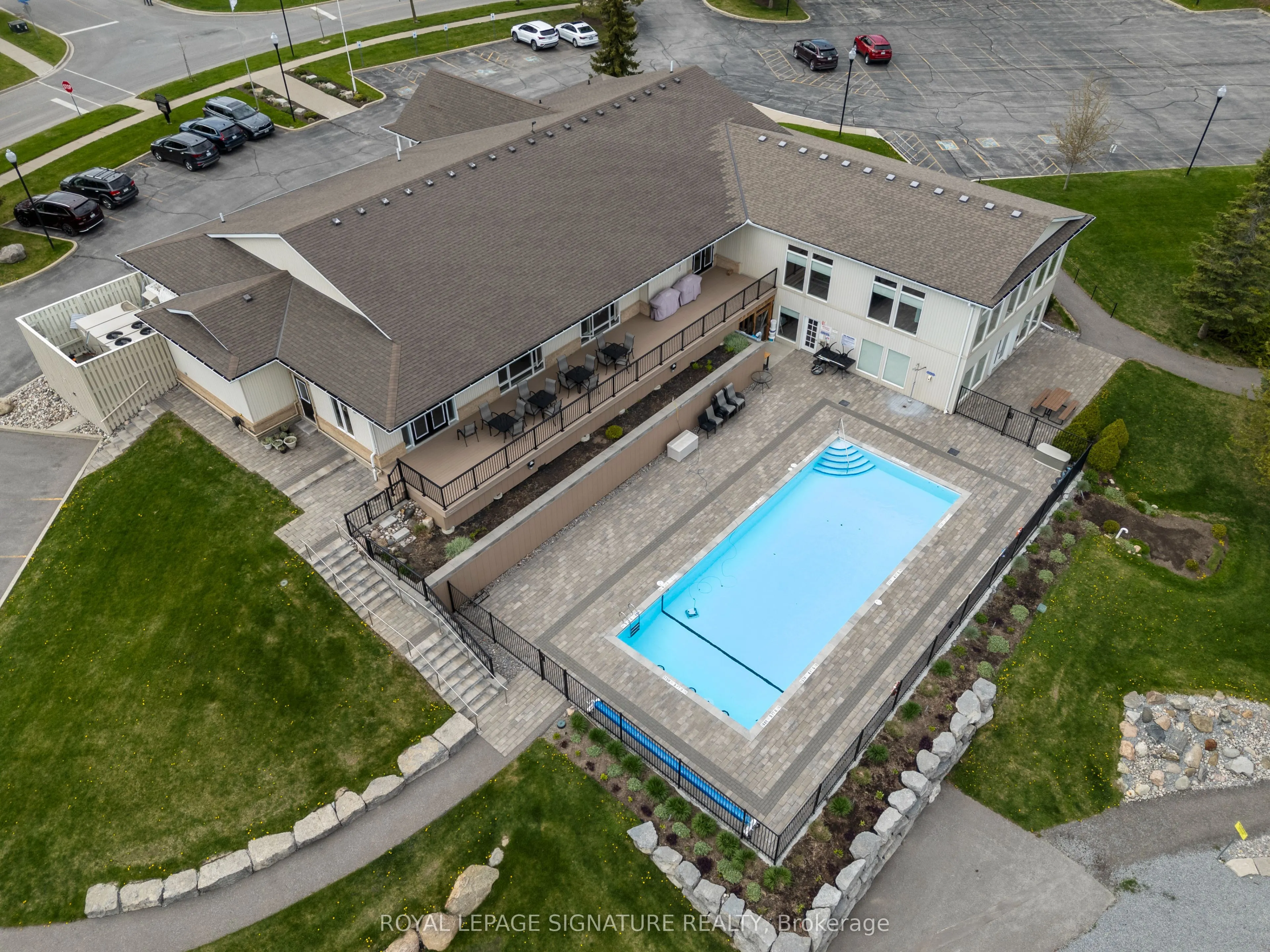 85 Holtby Court