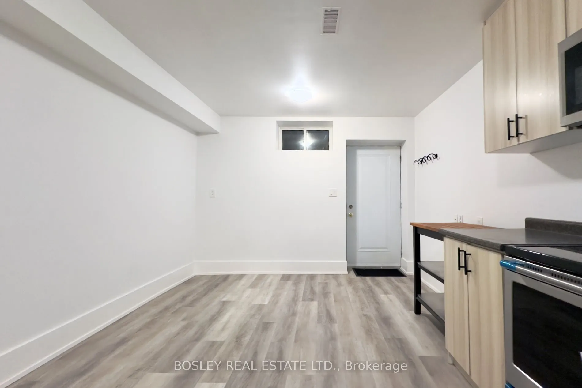 33 Lawlor Avenue, #Lower