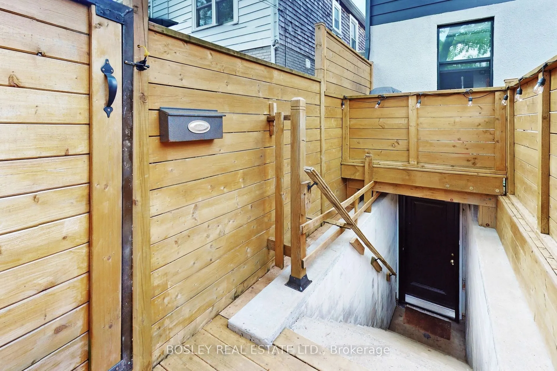 33 Lawlor Avenue, #Lower