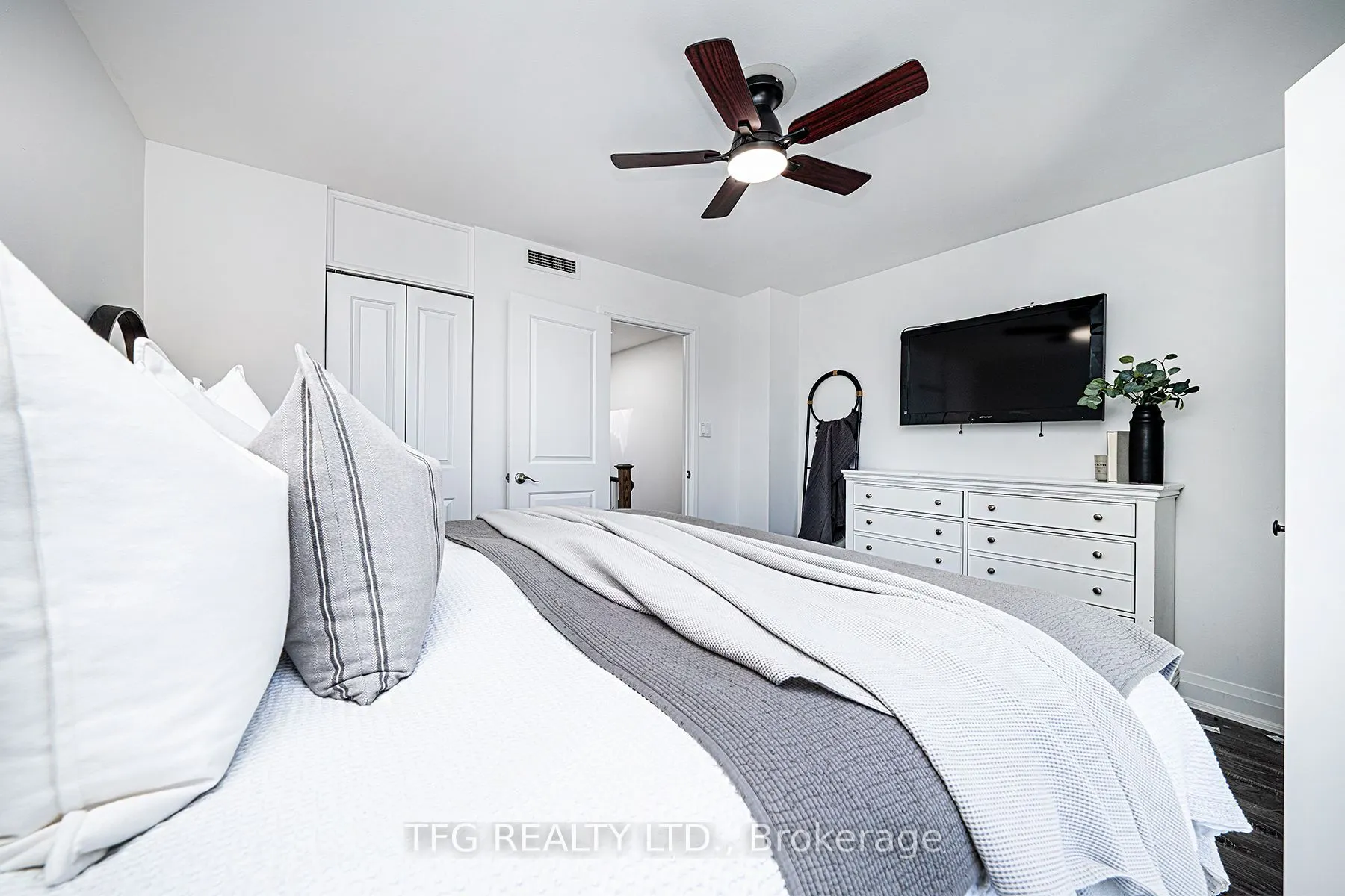 120 Glen Manor Drive, #7