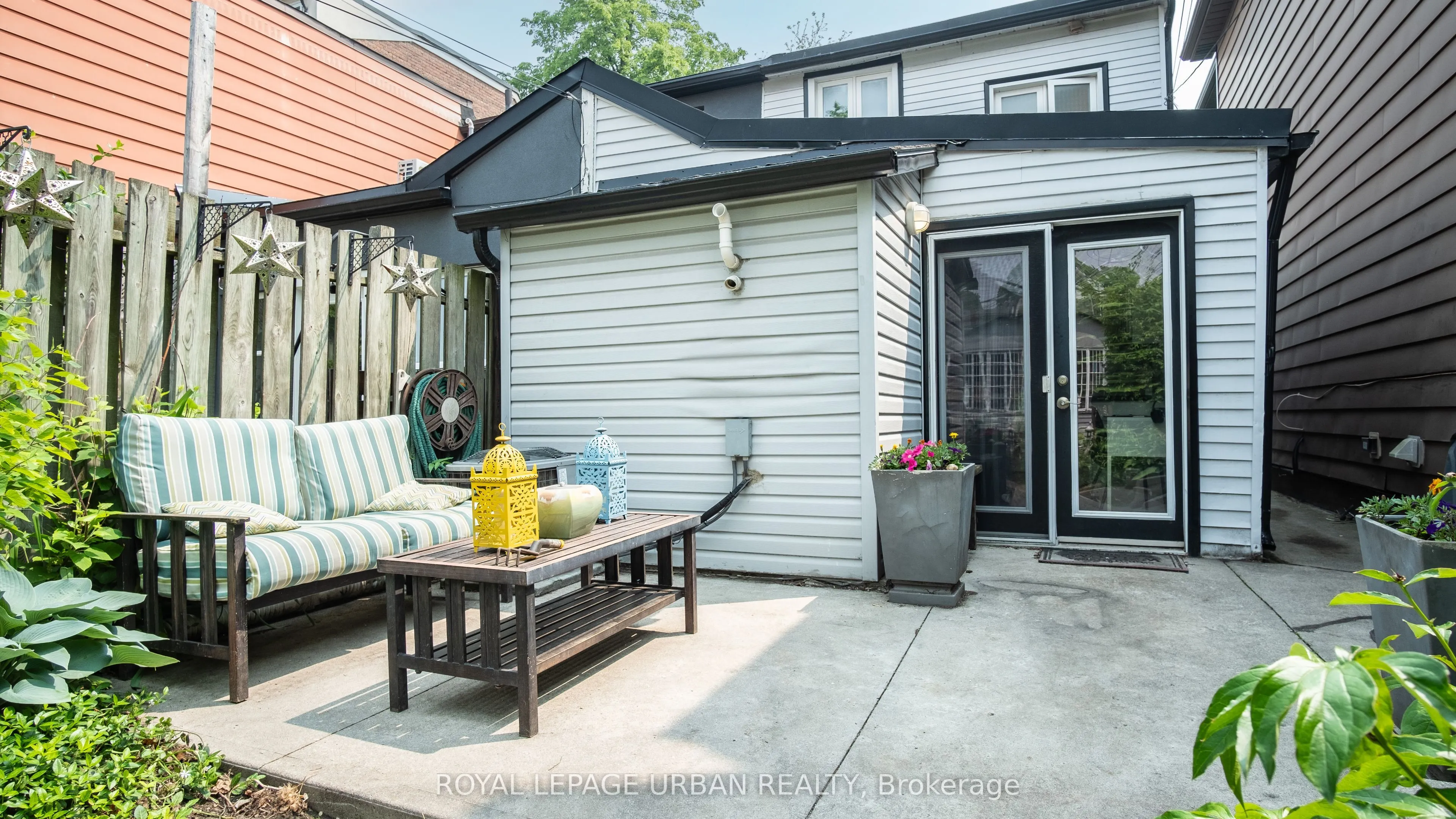 54 Arundel Avenue
