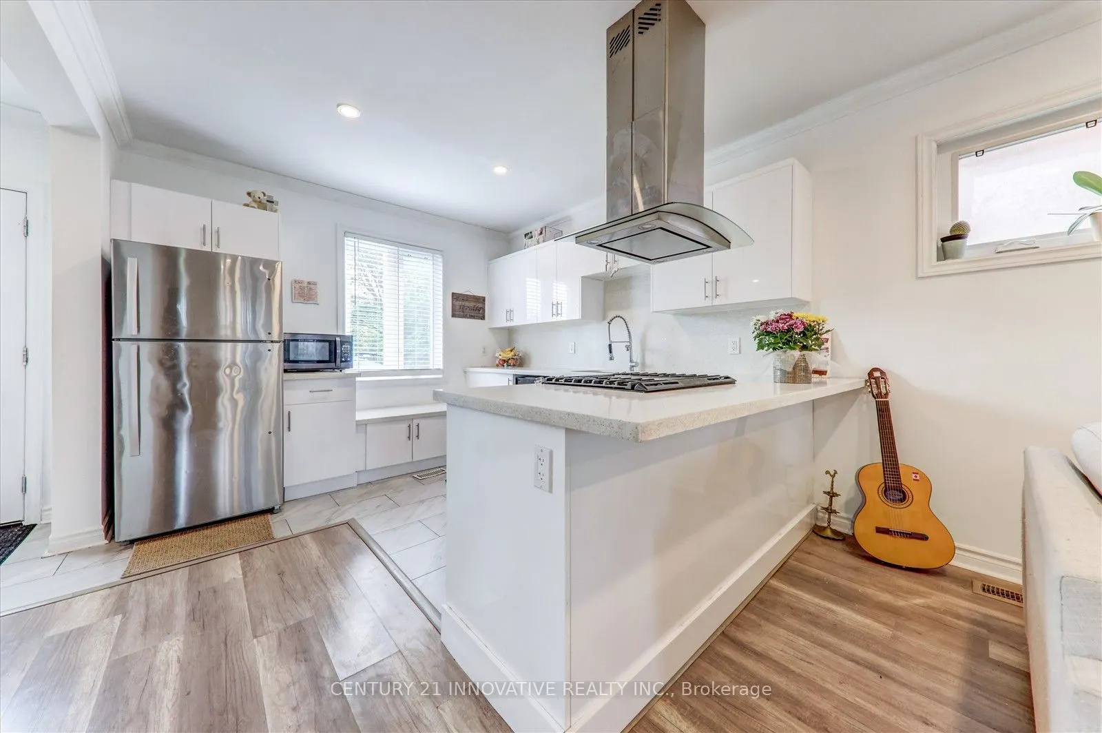 183 Ritson Road S