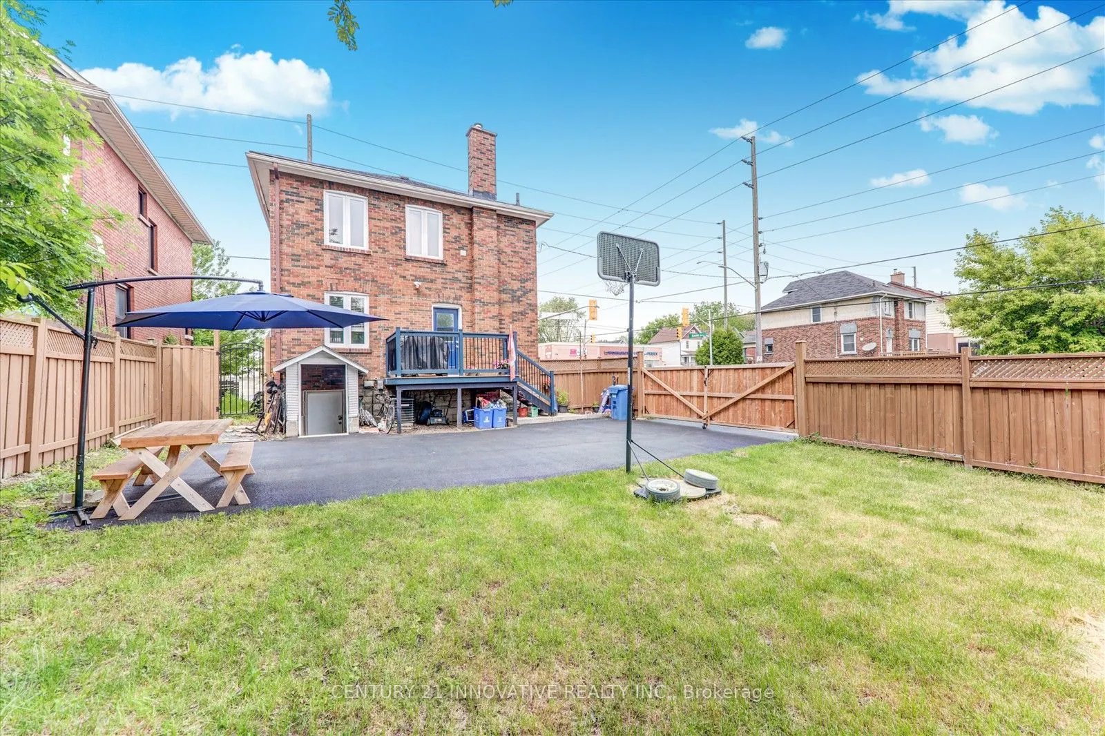 183 Ritson Road S