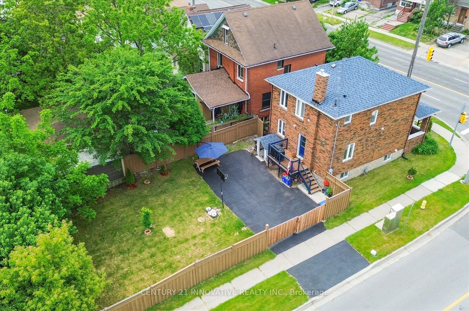 183 Ritson Road S