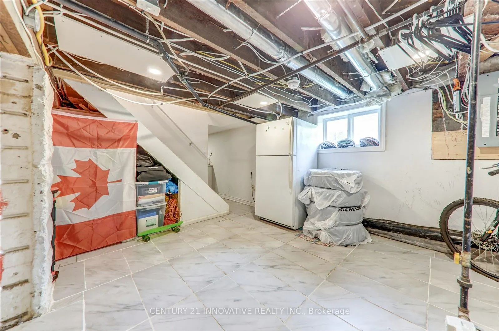 183 Ritson Road S