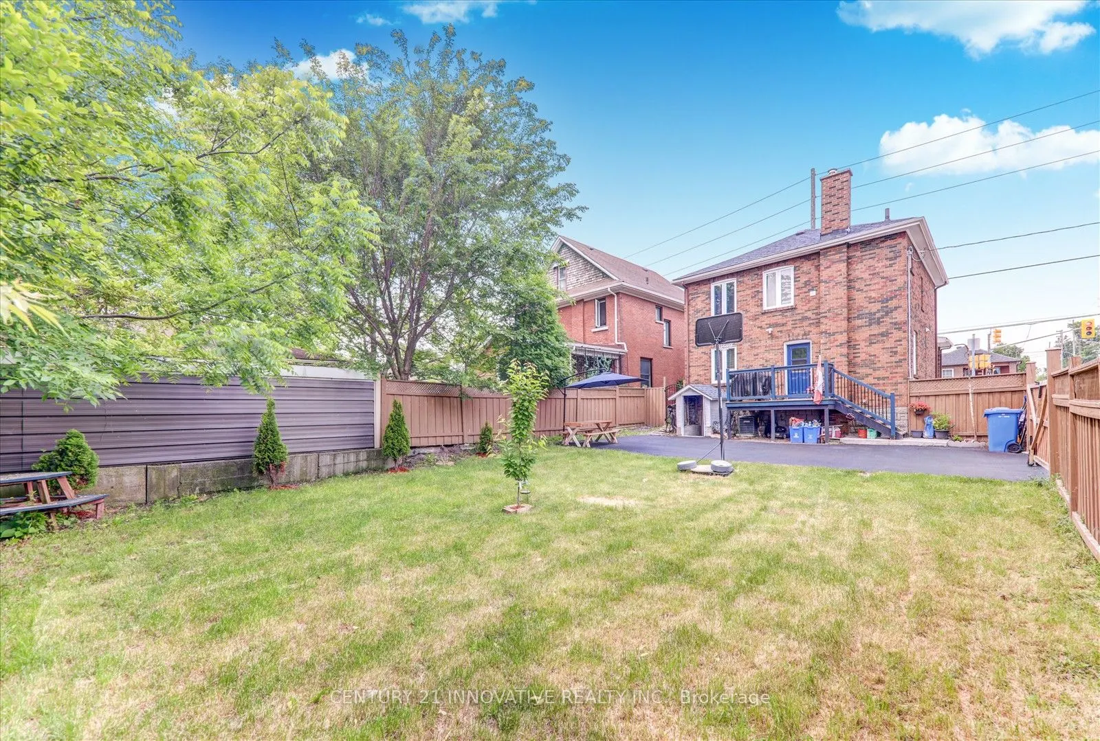 183 Ritson Road S