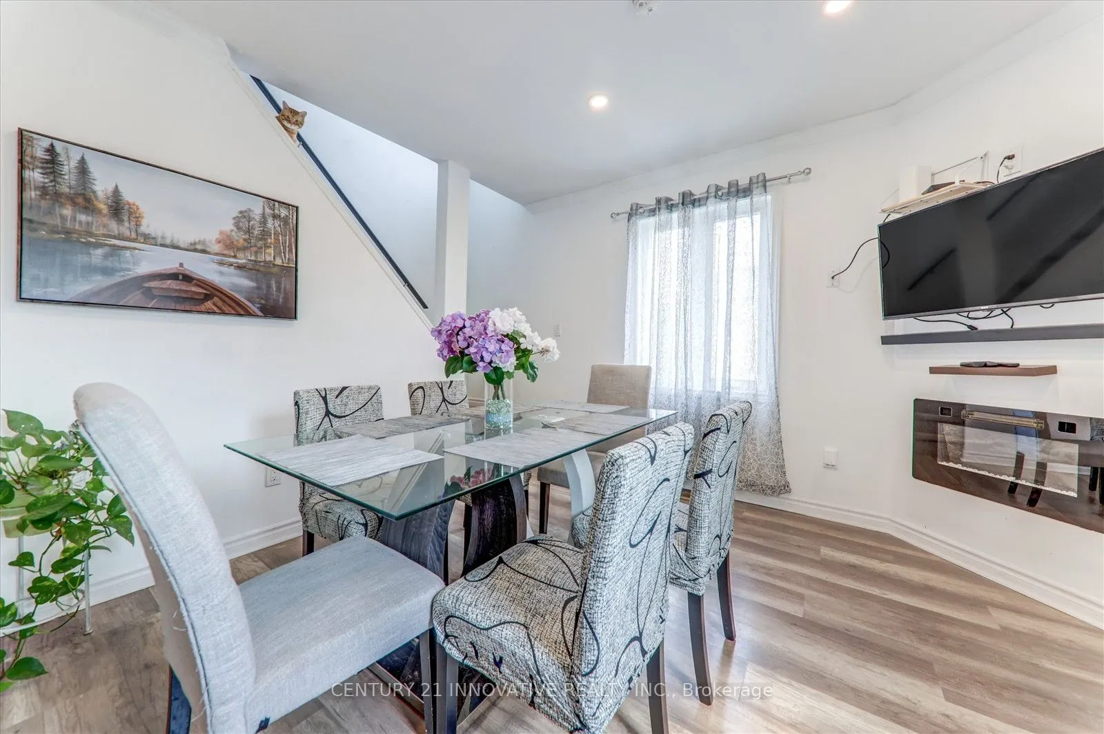 183 Ritson Road S