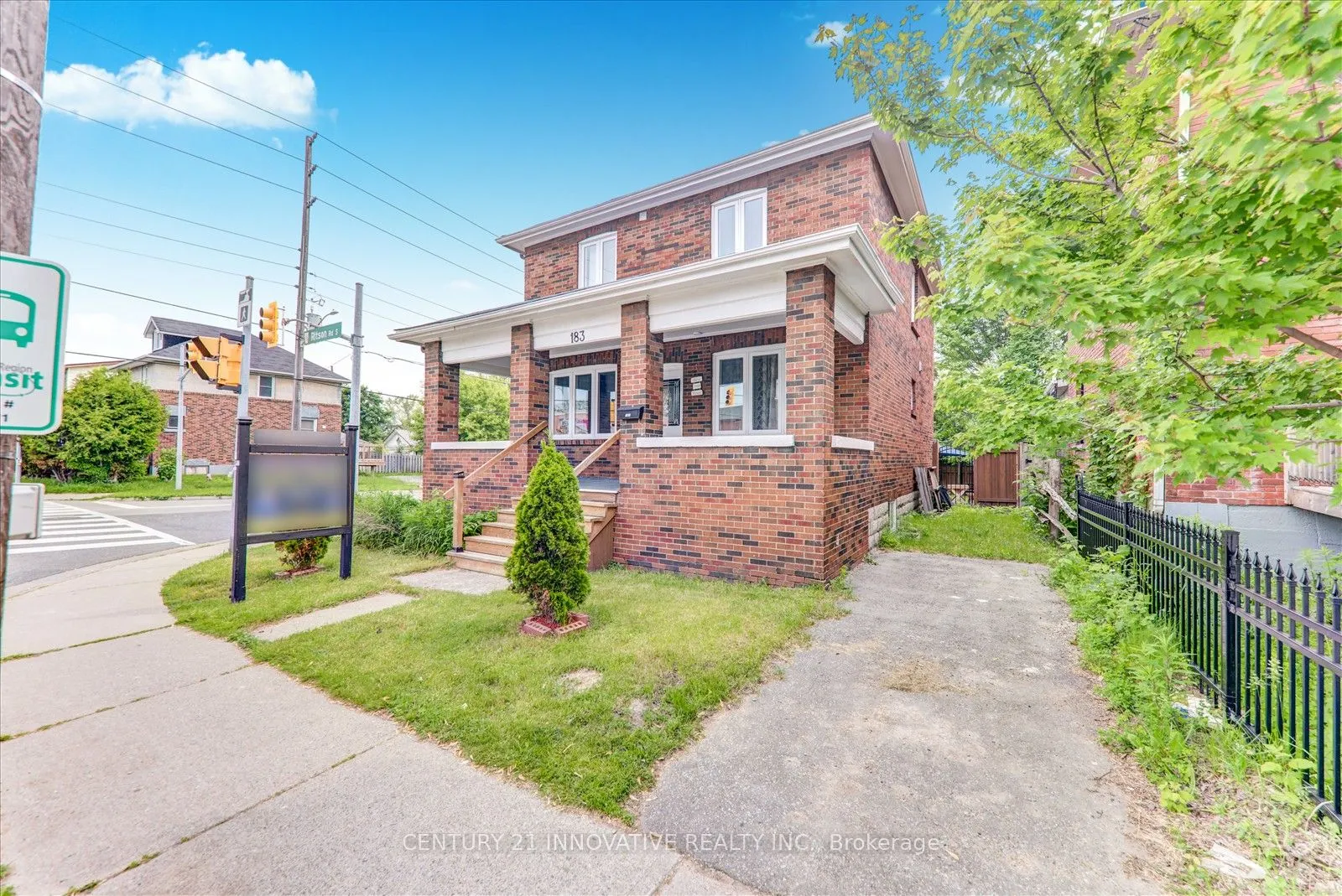 183 Ritson Road S