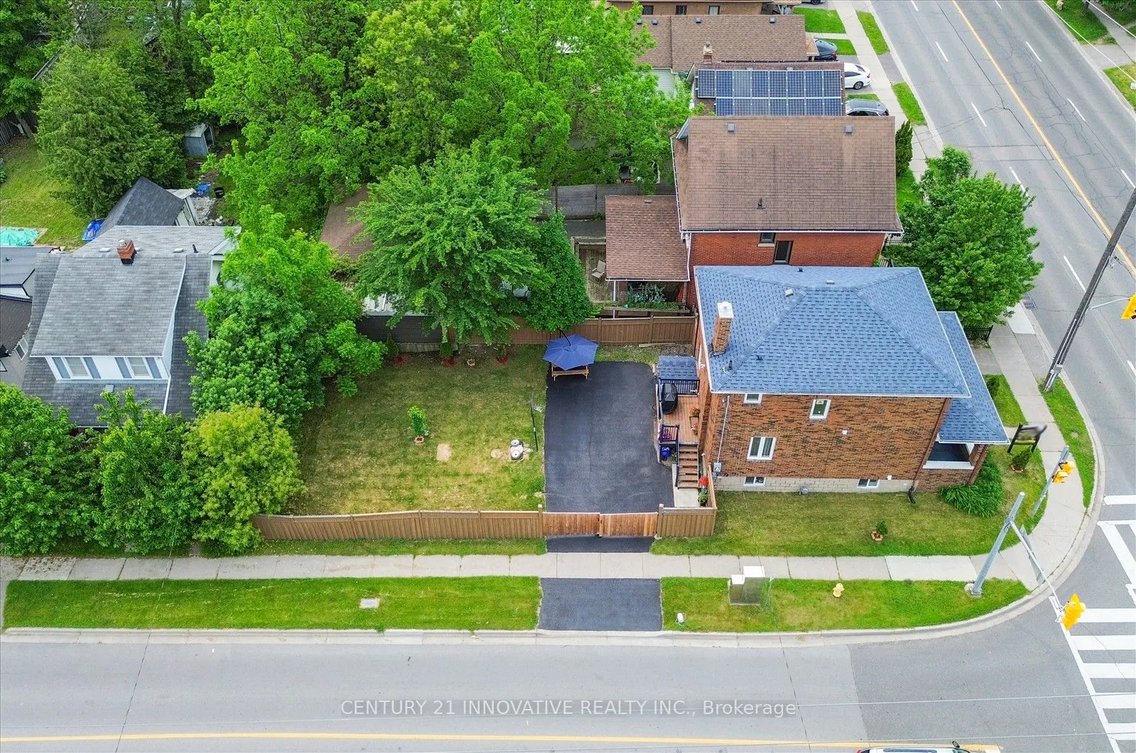 183 Ritson Road S