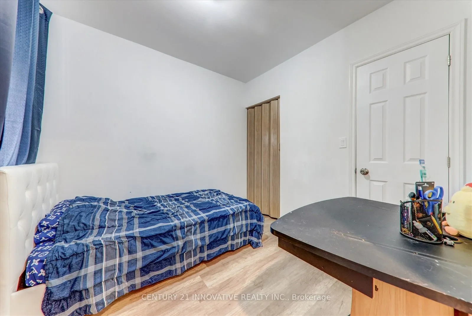 183 Ritson Road S