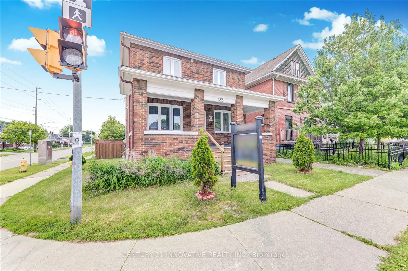 183 Ritson Road S