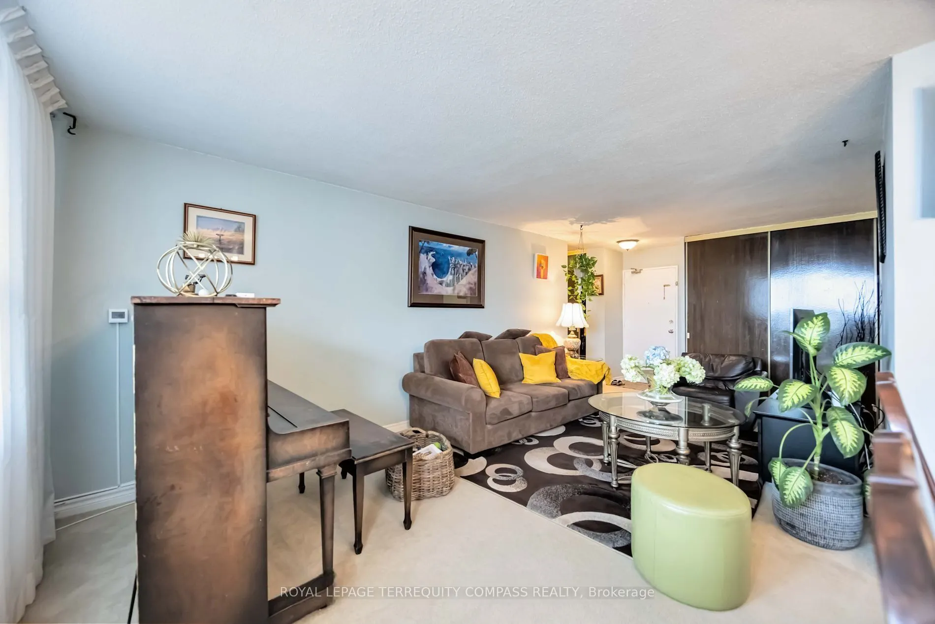180 Markham Road, #811