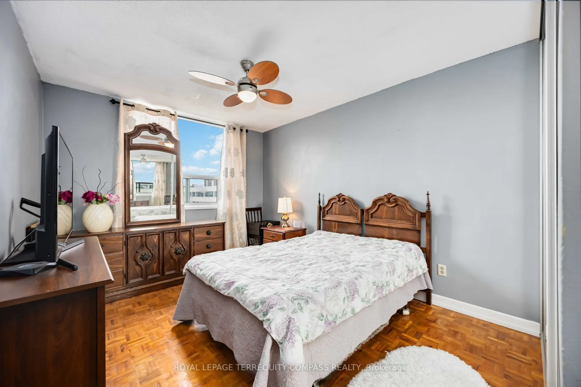 180 Markham Road, #811
