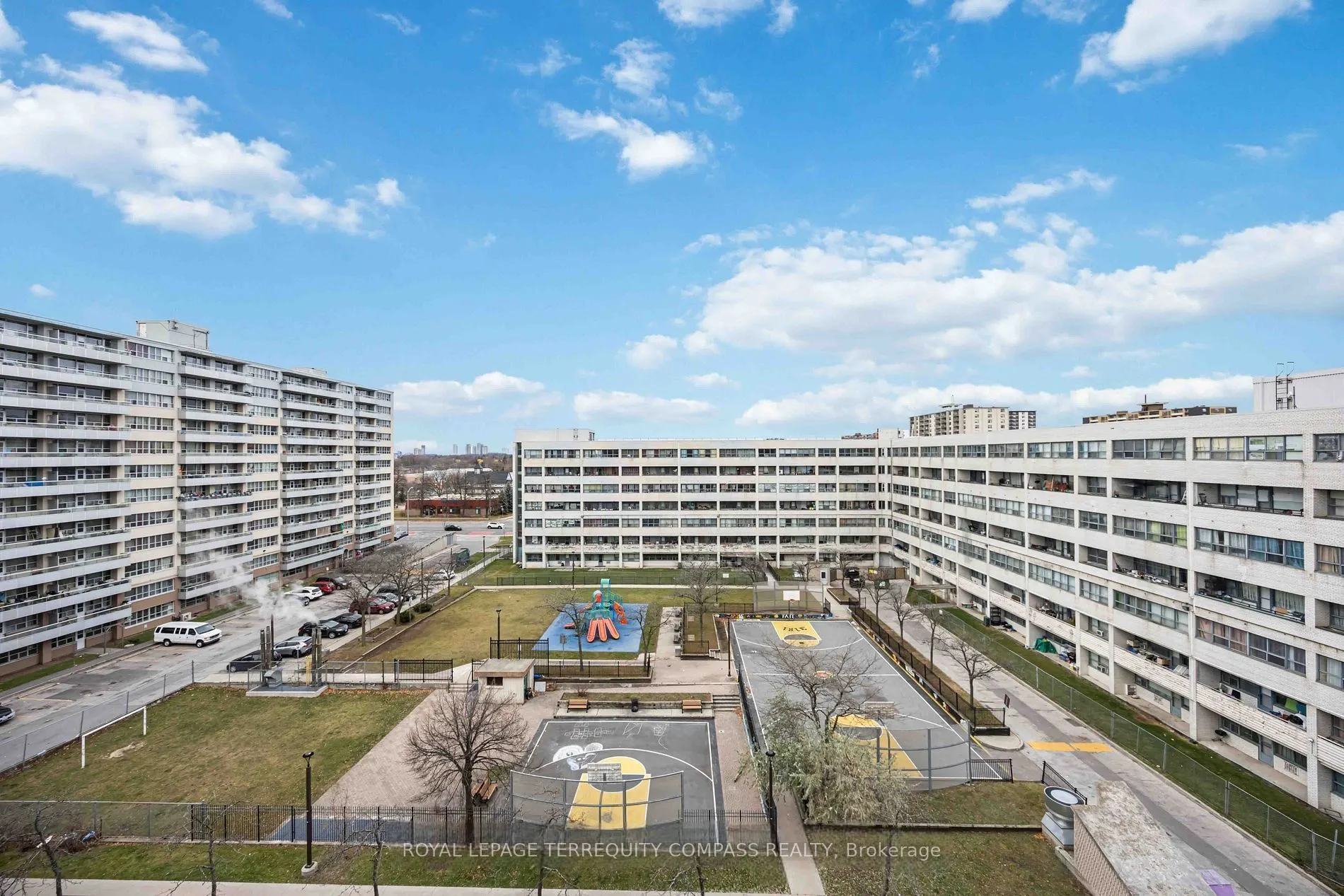 180 Markham Road, #811