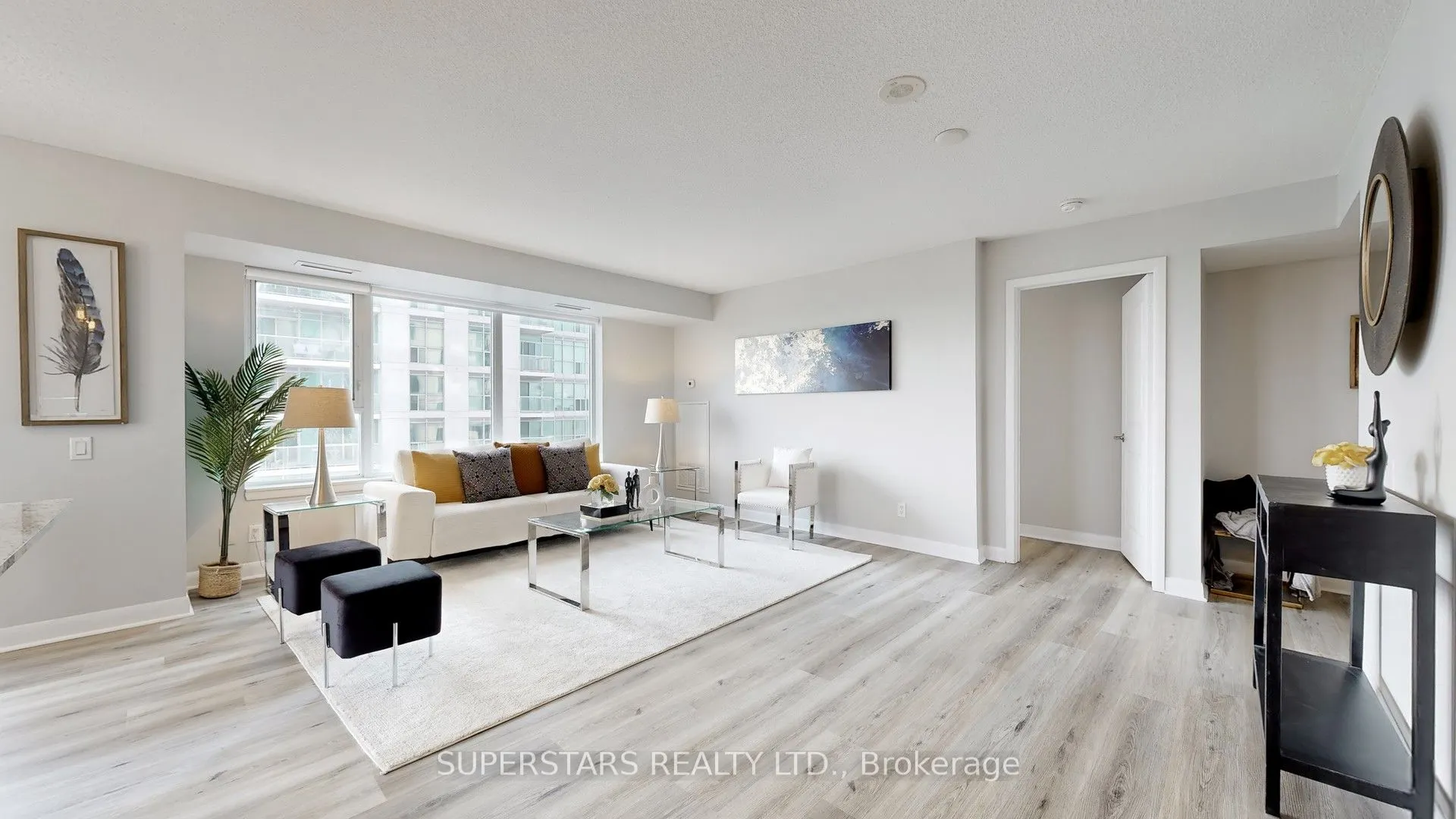 25 Town Centre Court, #1608