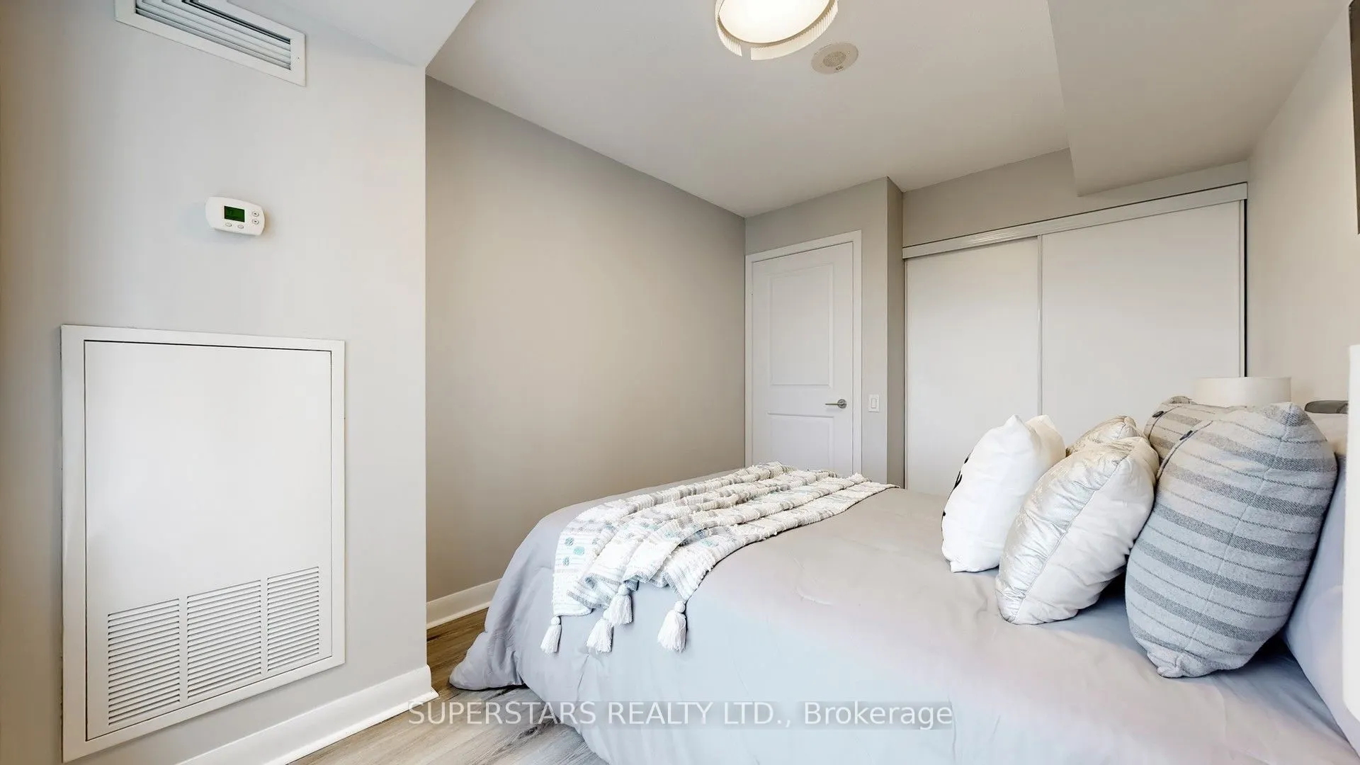 25 Town Centre Court, #1608