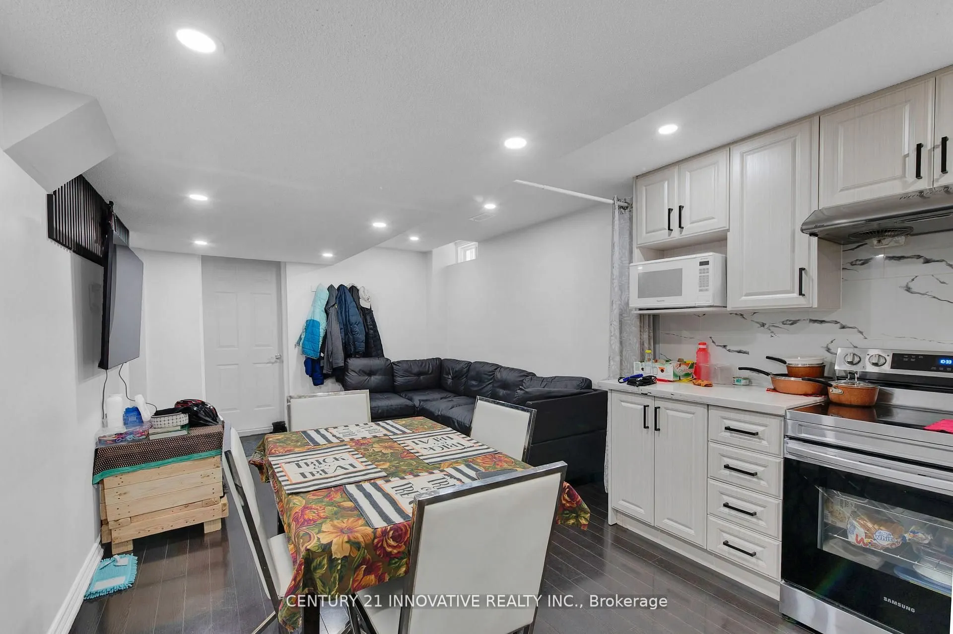 17 Arfield Avenue