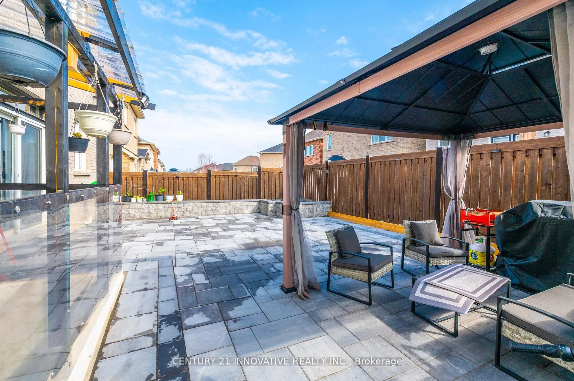 17 Arfield Avenue