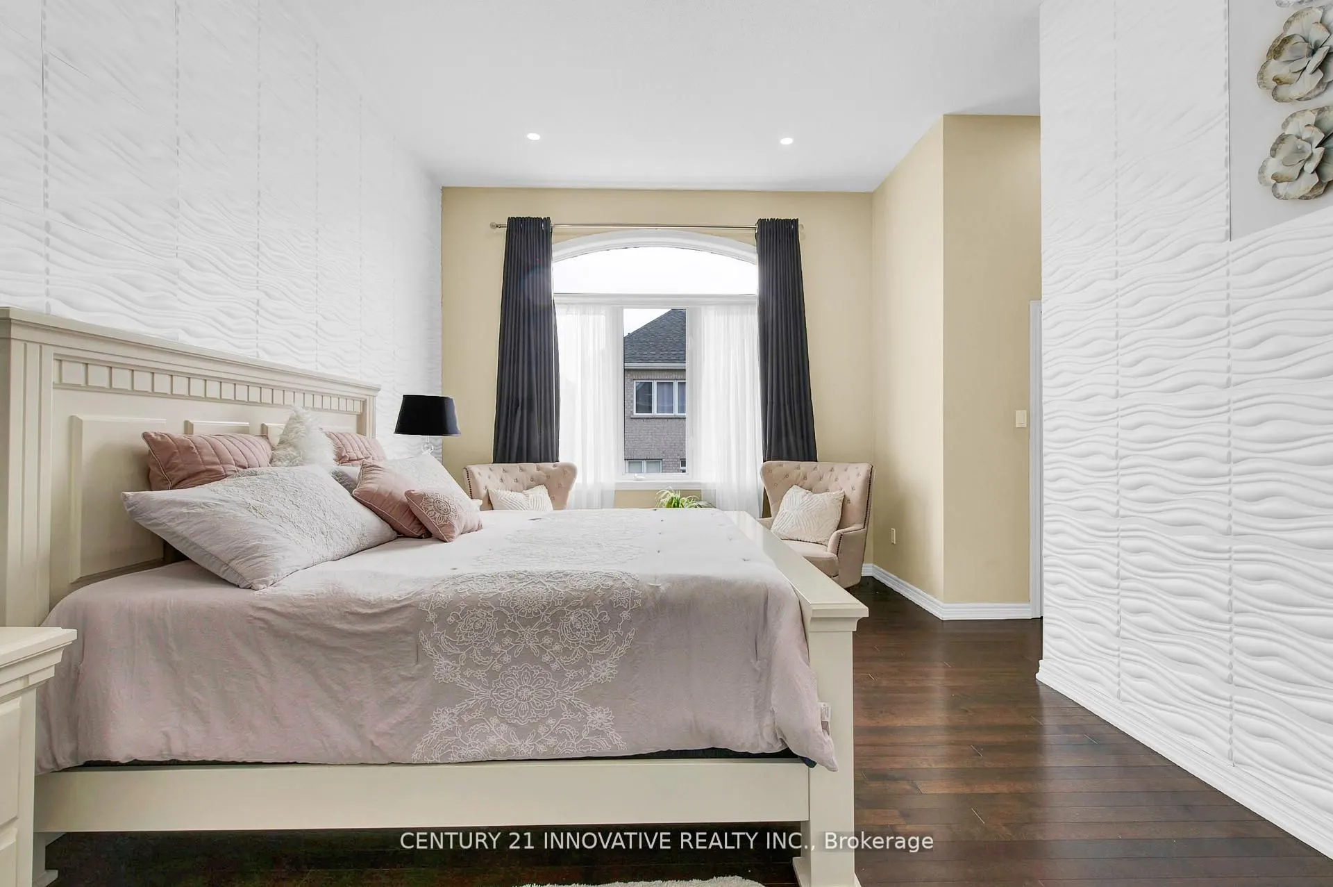 17 Arfield Avenue