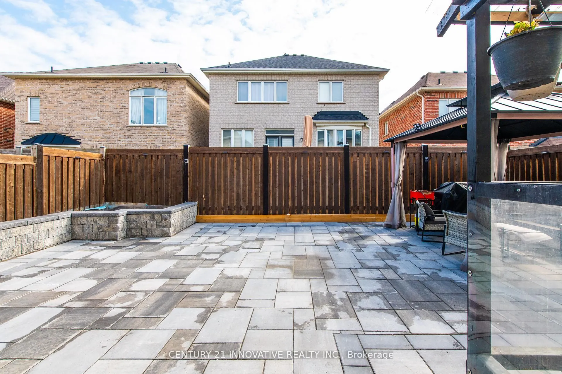 17 Arfield Avenue