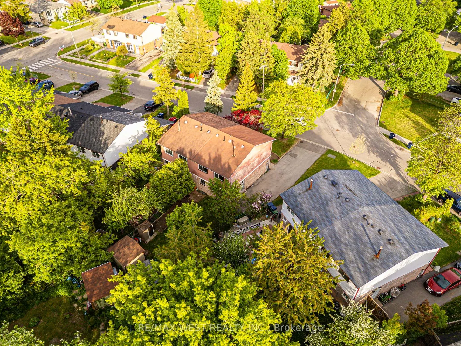 52 Burkwood Crescent