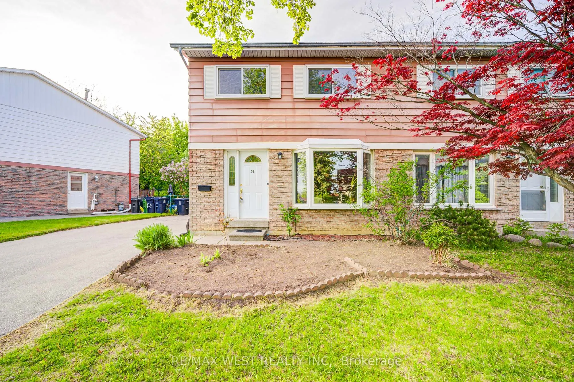 52 Burkwood Crescent