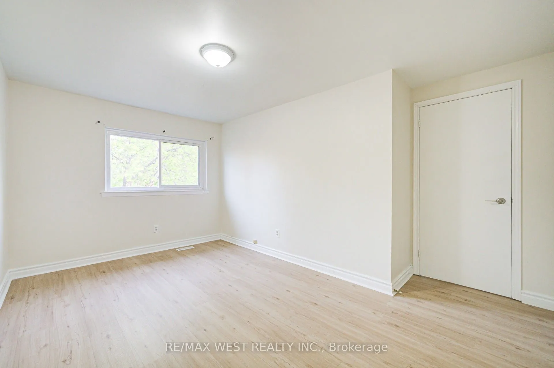 52 Burkwood Crescent