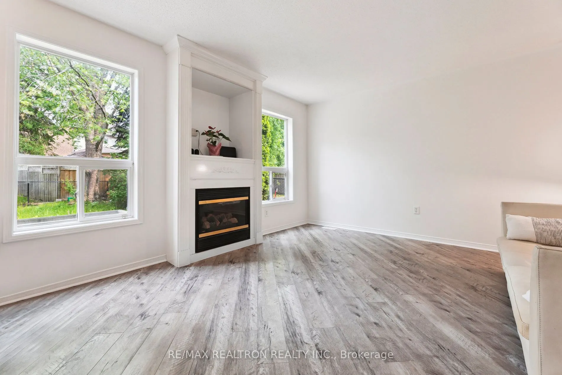 135 Mcsweeney Crescent