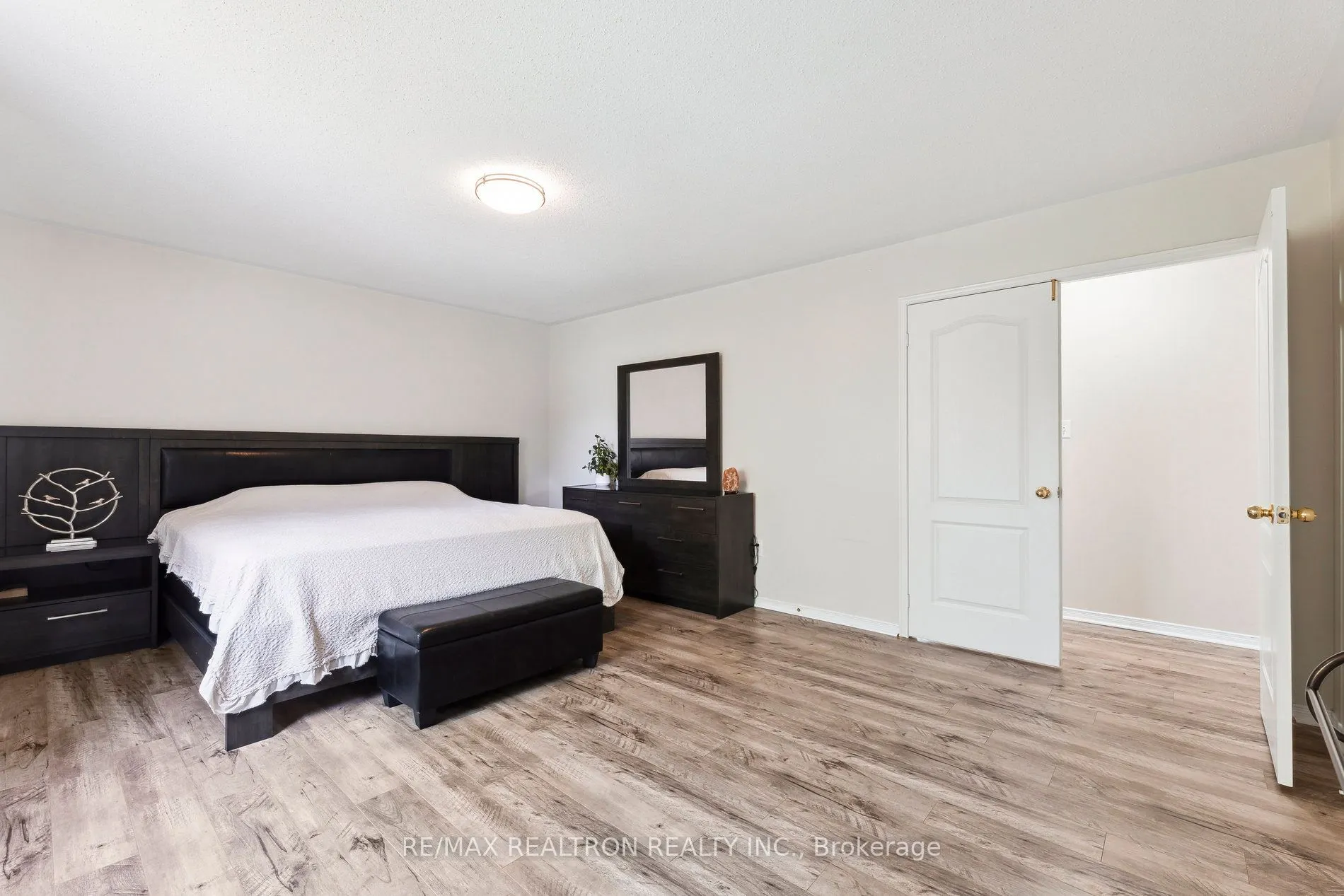 135 Mcsweeney Crescent