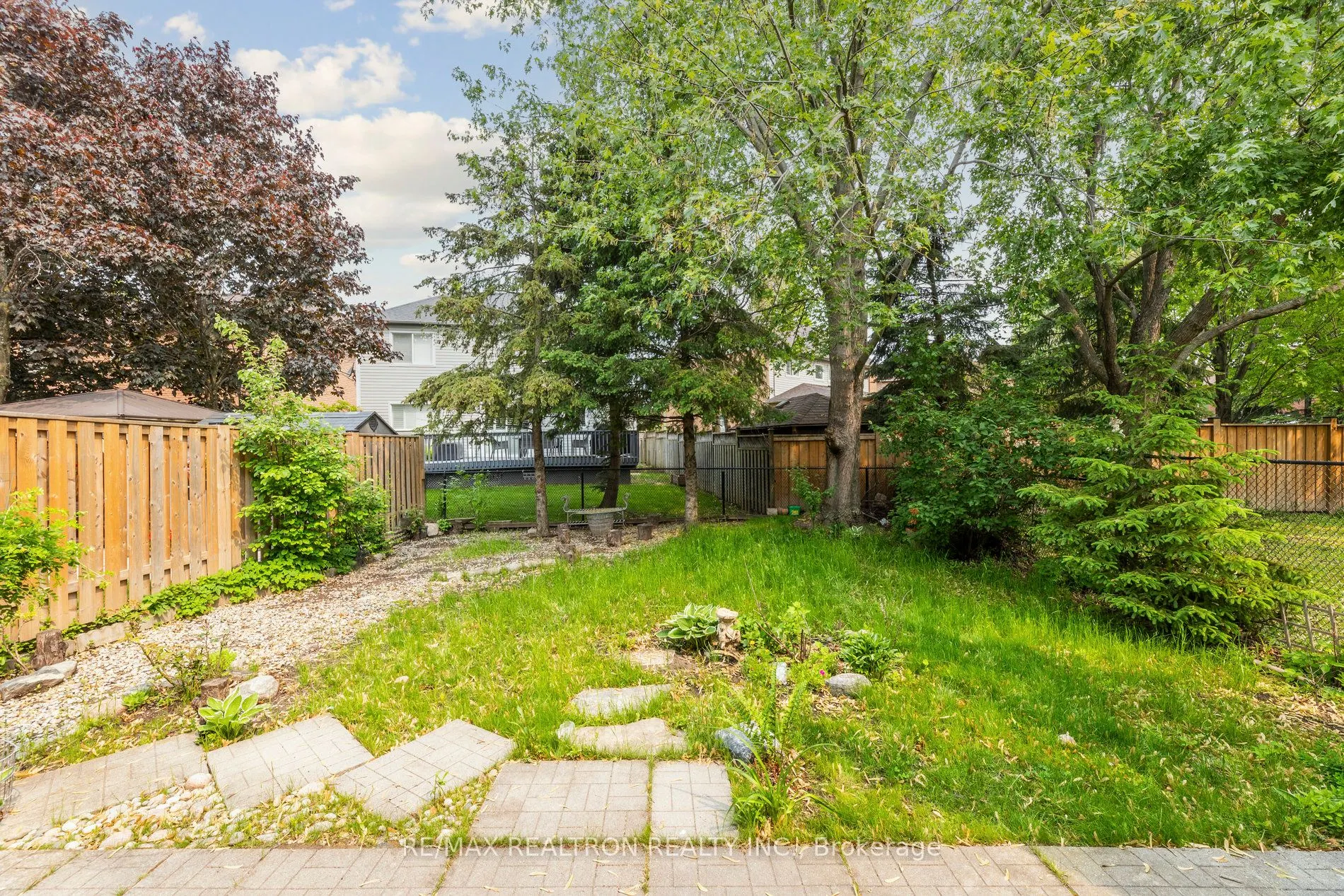 135 Mcsweeney Crescent