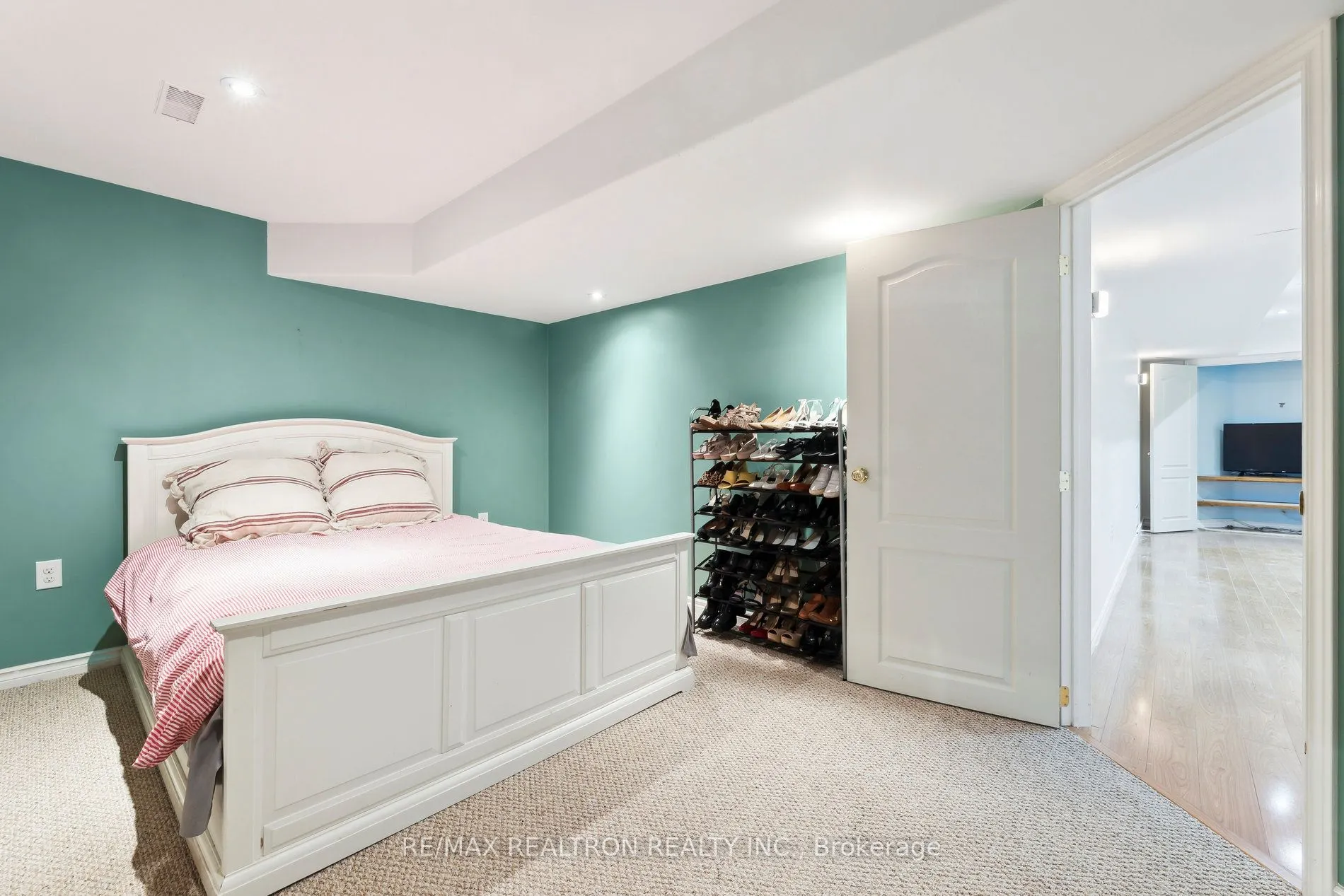135 Mcsweeney Crescent