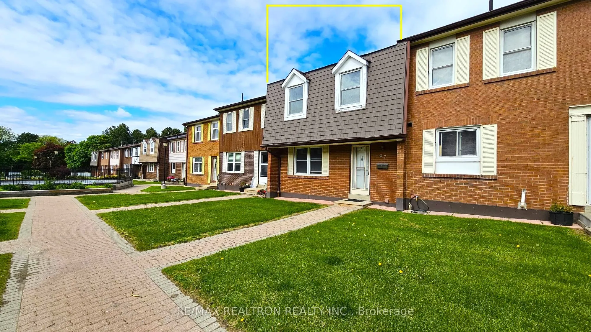 15 Brimwood Boulevard, #27