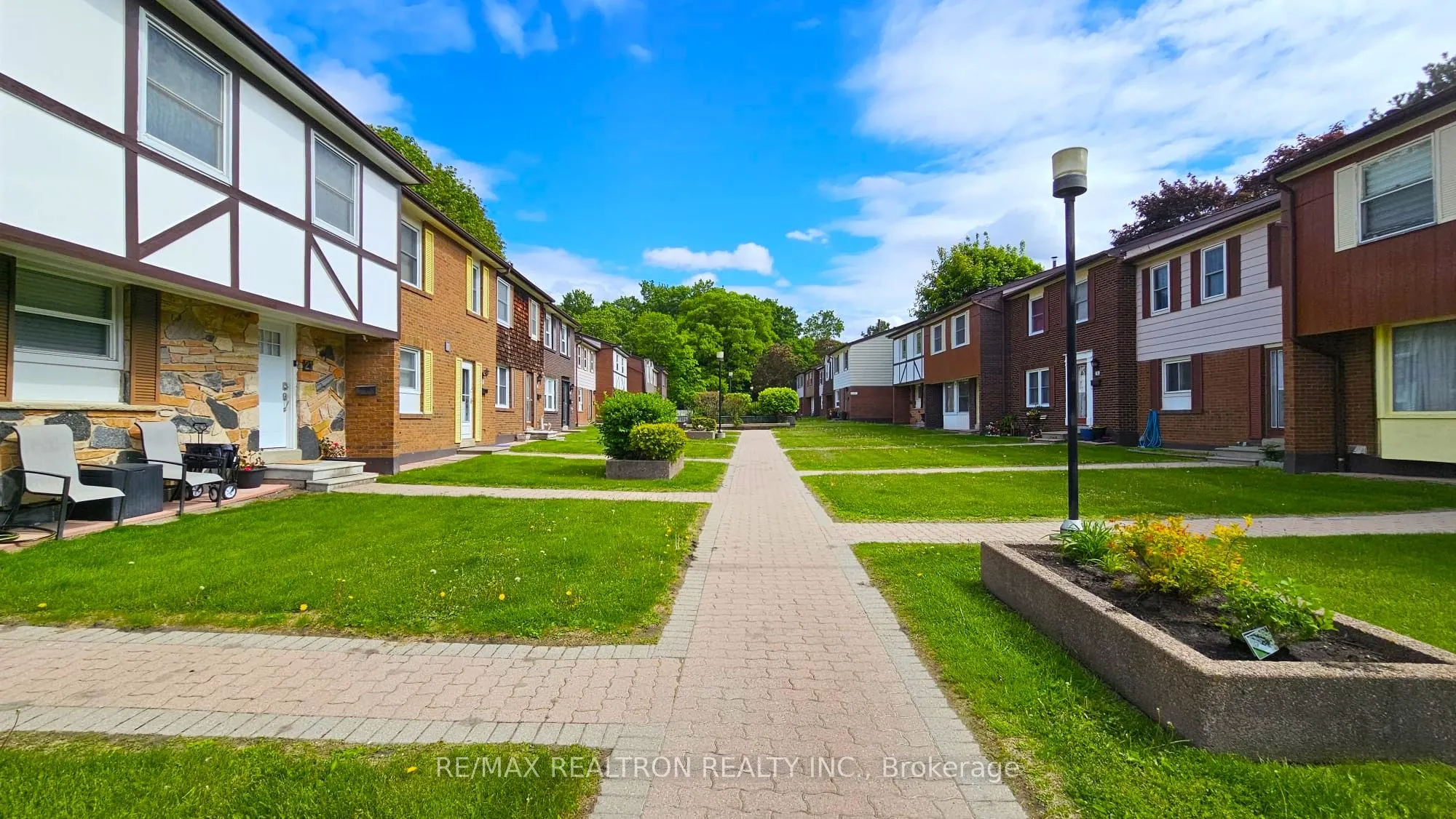 15 Brimwood Boulevard, #27