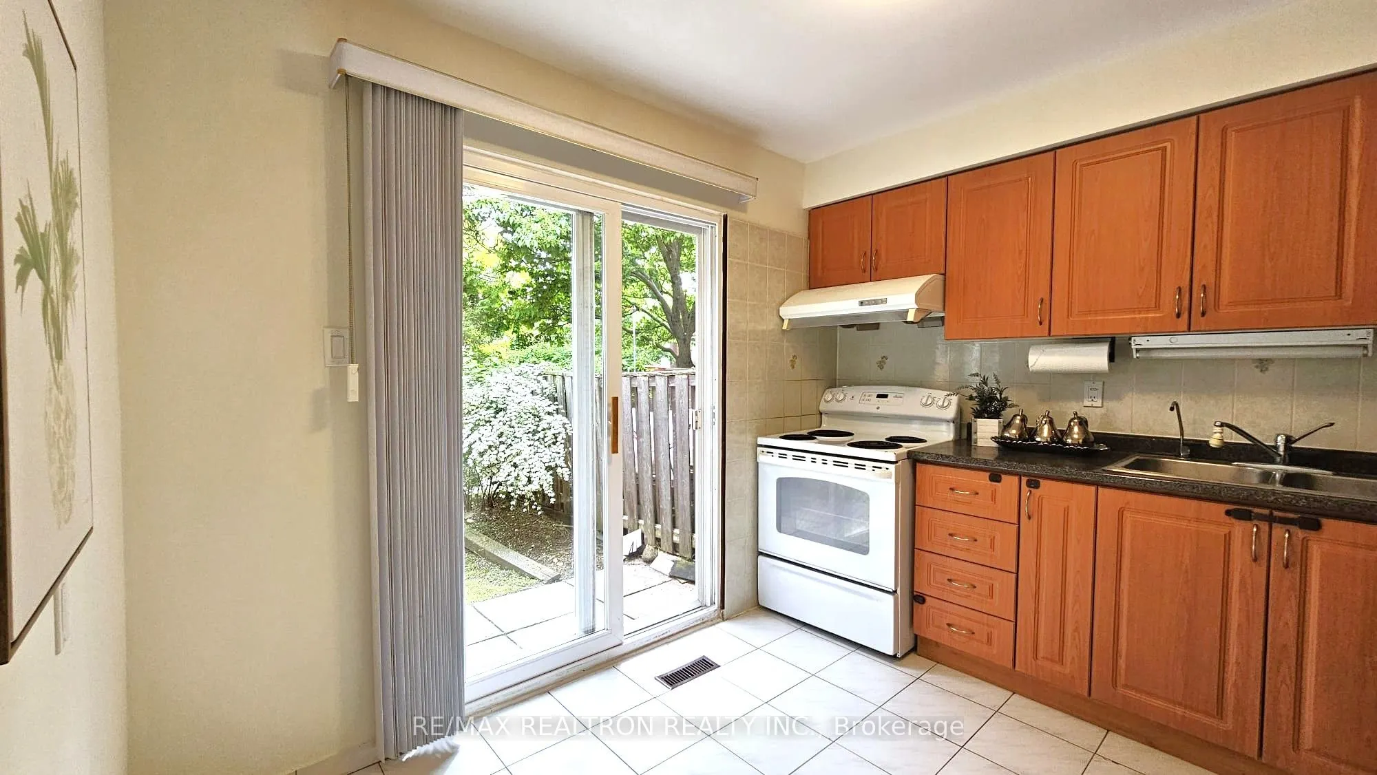 15 Brimwood Boulevard, #27