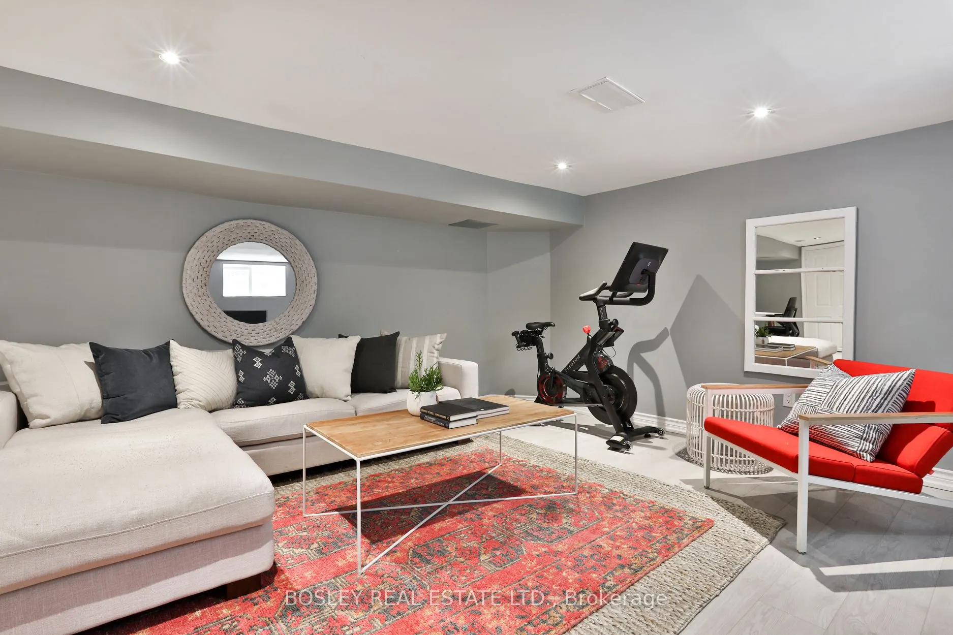9 Prust Avenue