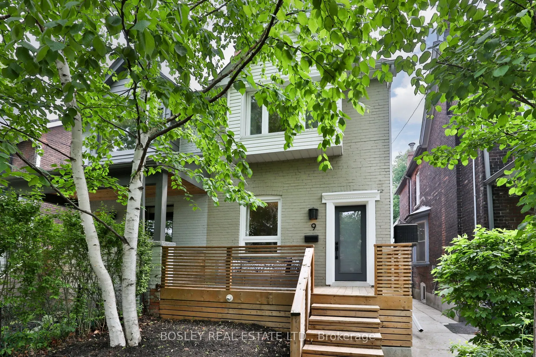 9 Prust Avenue