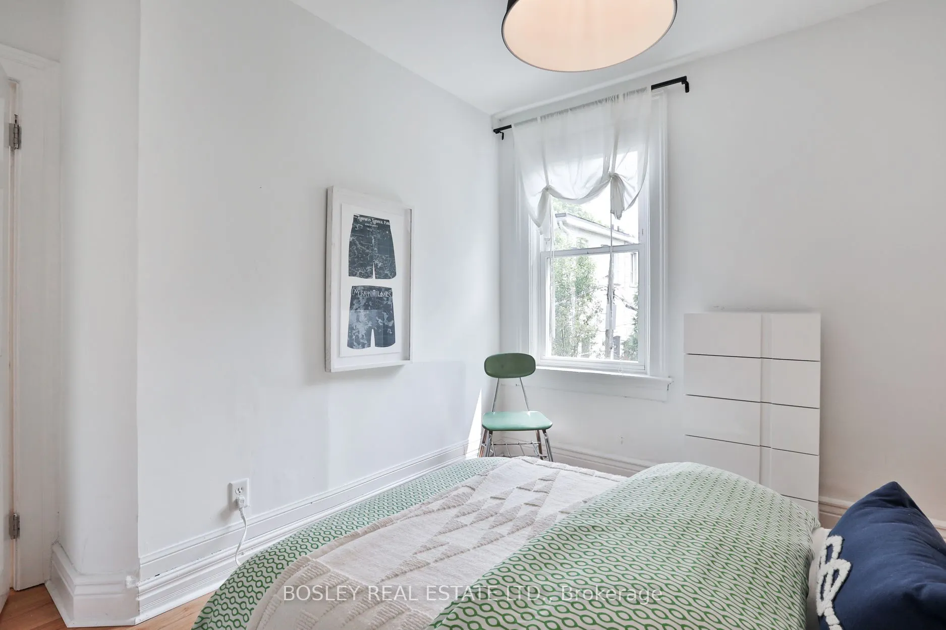 9 Prust Avenue