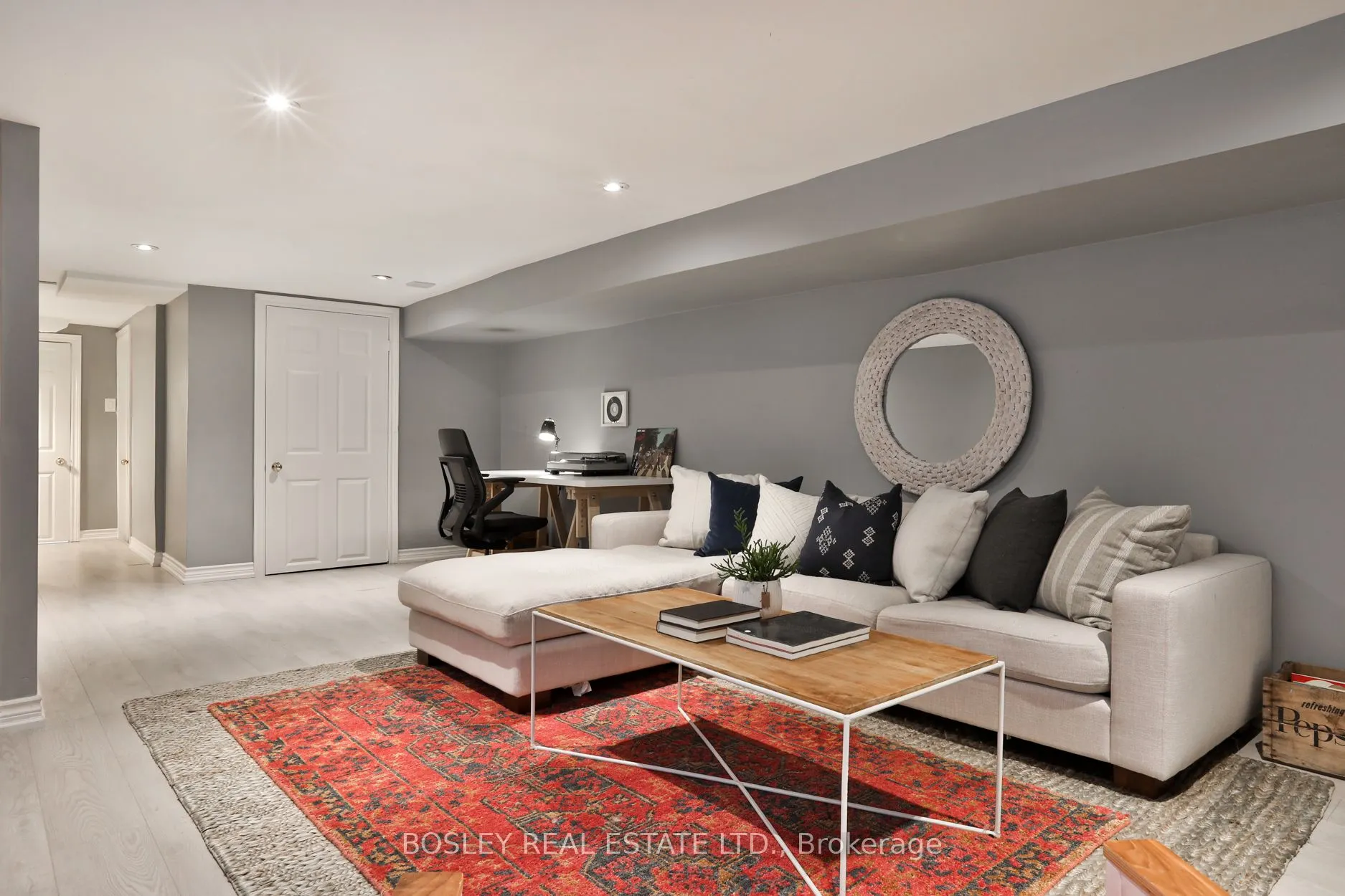 9 Prust Avenue