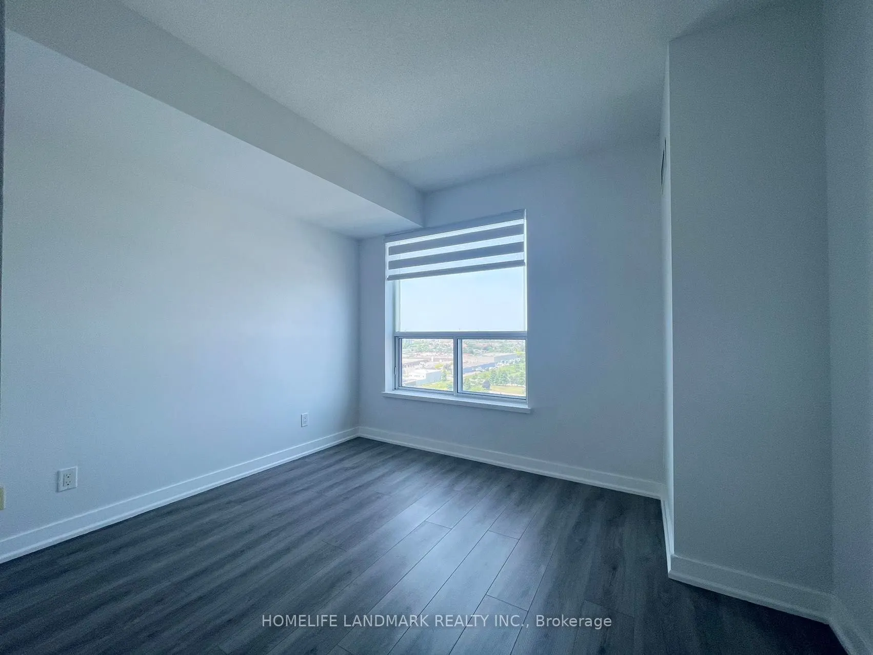 36 Lee Centre Drive, #2001