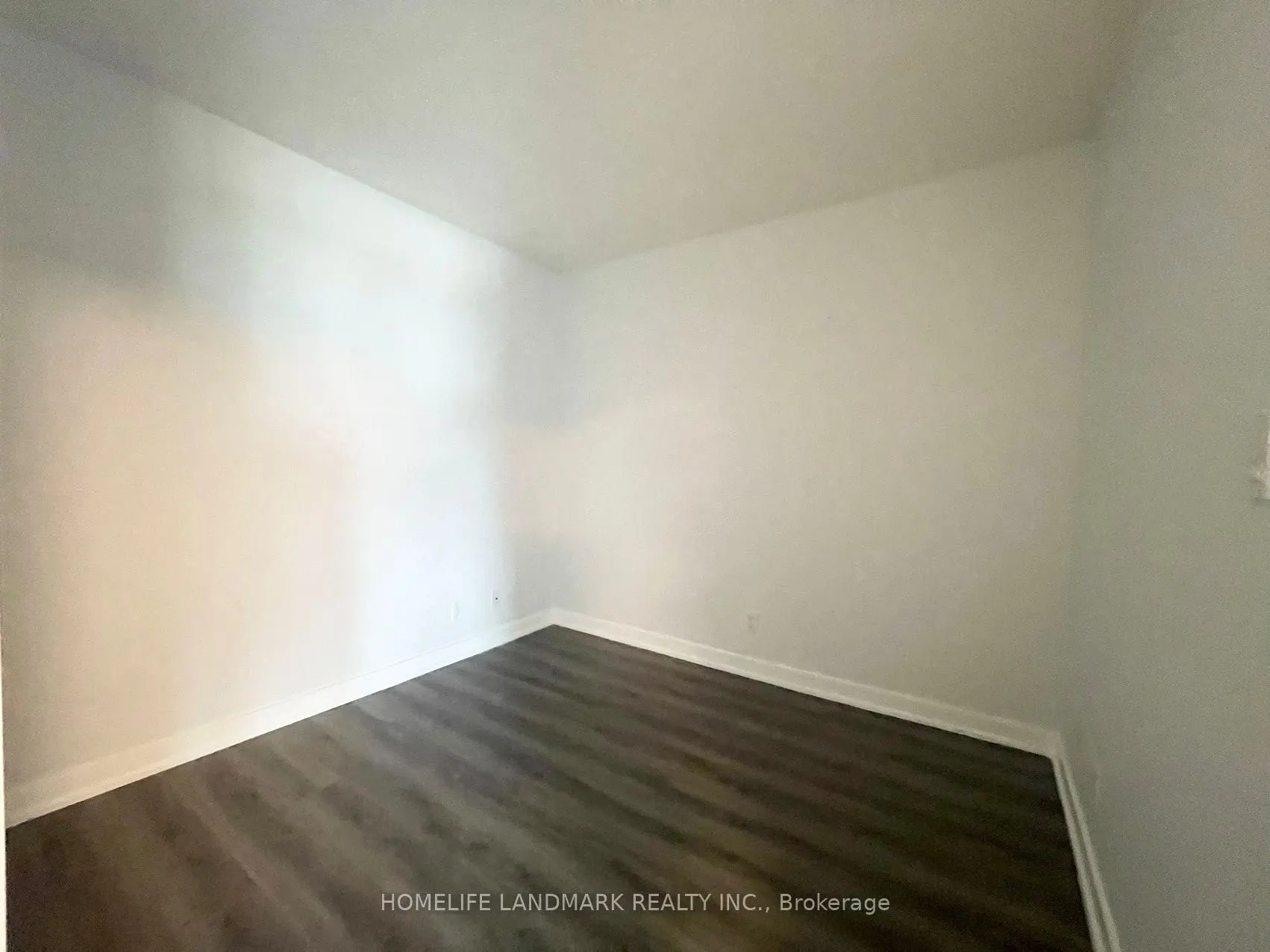 36 Lee Centre Drive, #2001