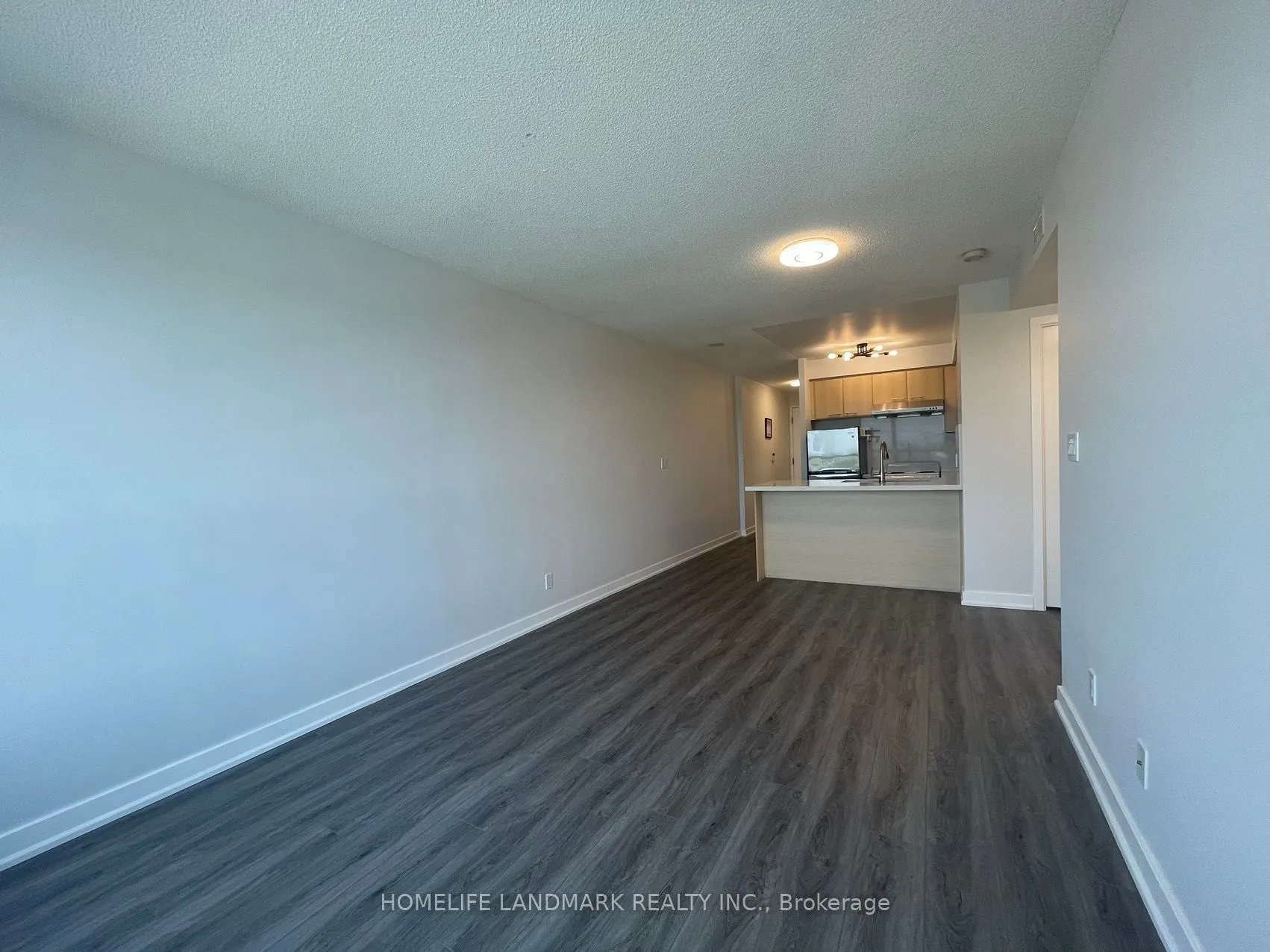 36 Lee Centre Drive, #2001