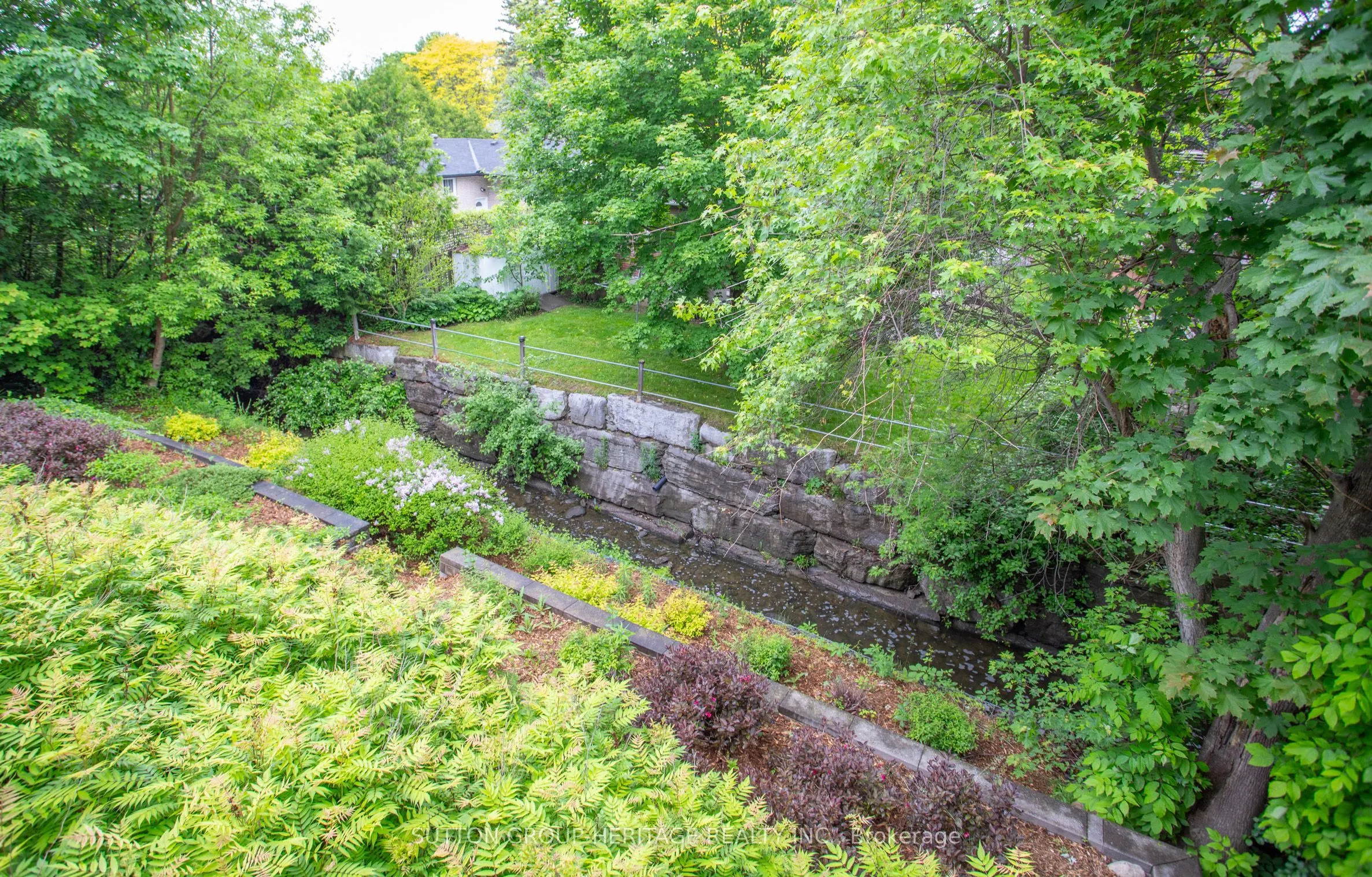 581 Arnhem Drive