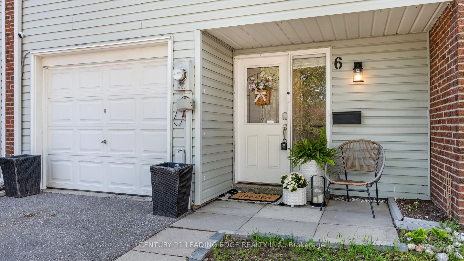 909 King Street W, #6