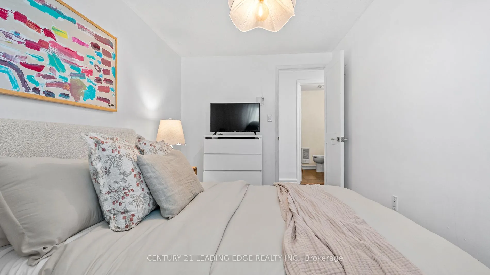 909 King Street W, #6